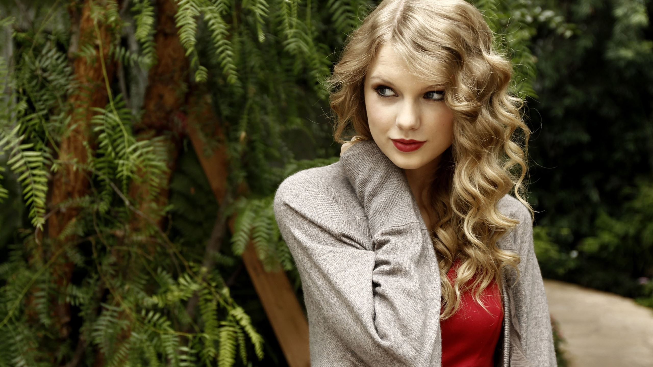 Taylor Swift Mac Wallpaper Download