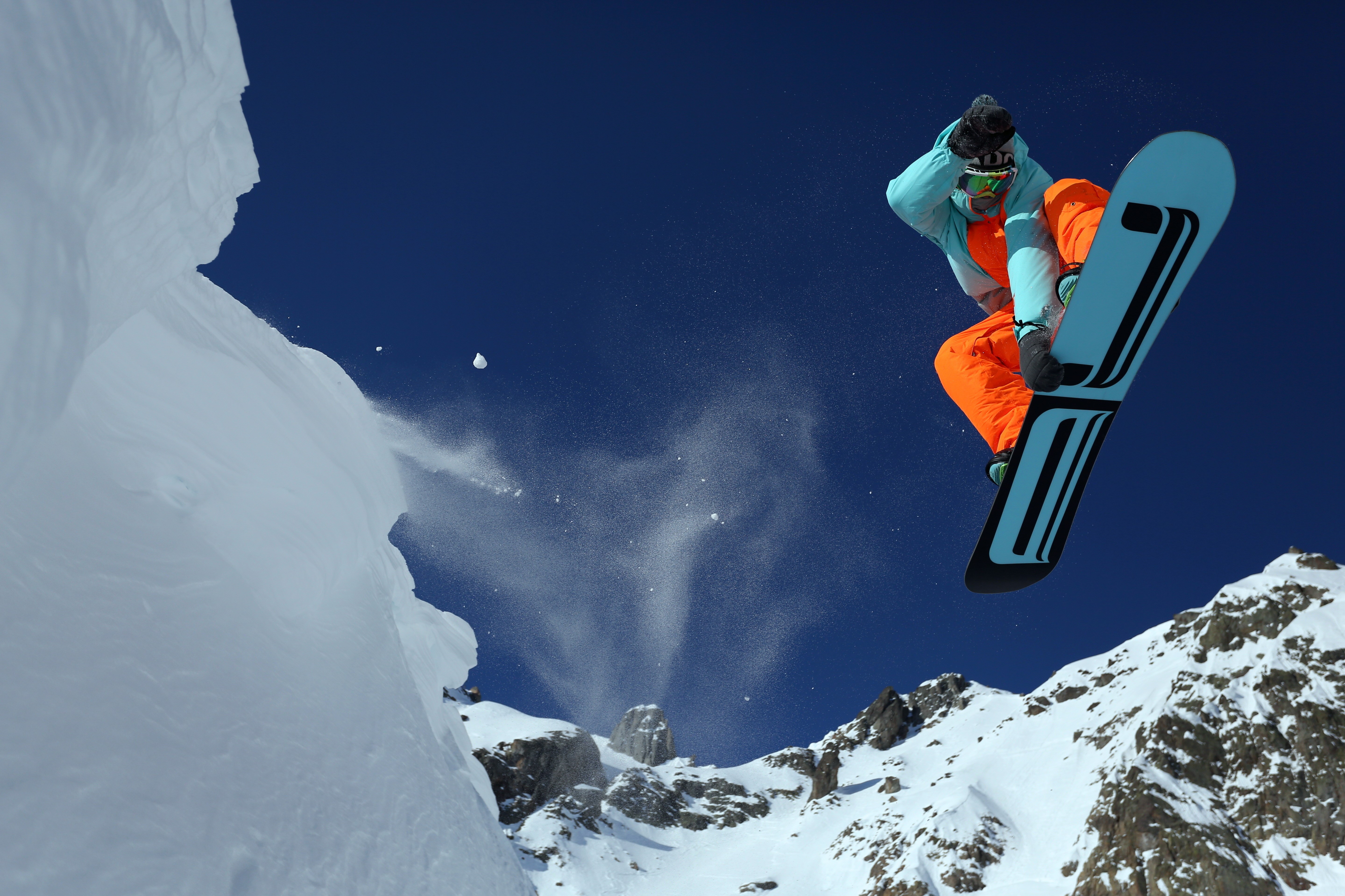 4K, 5K, Skiing, Snowboarding Gallery HD Wallpaper