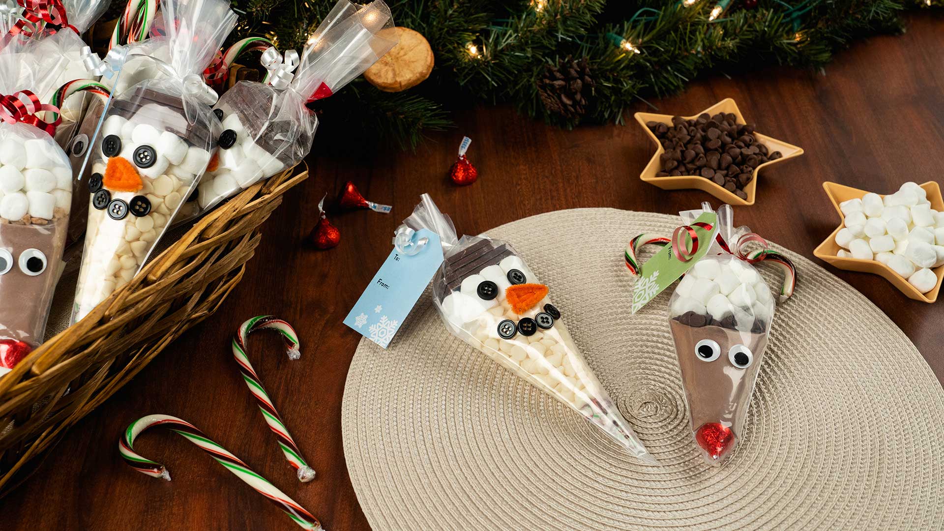 Homemade Holiday Hot Chocolate Gifts