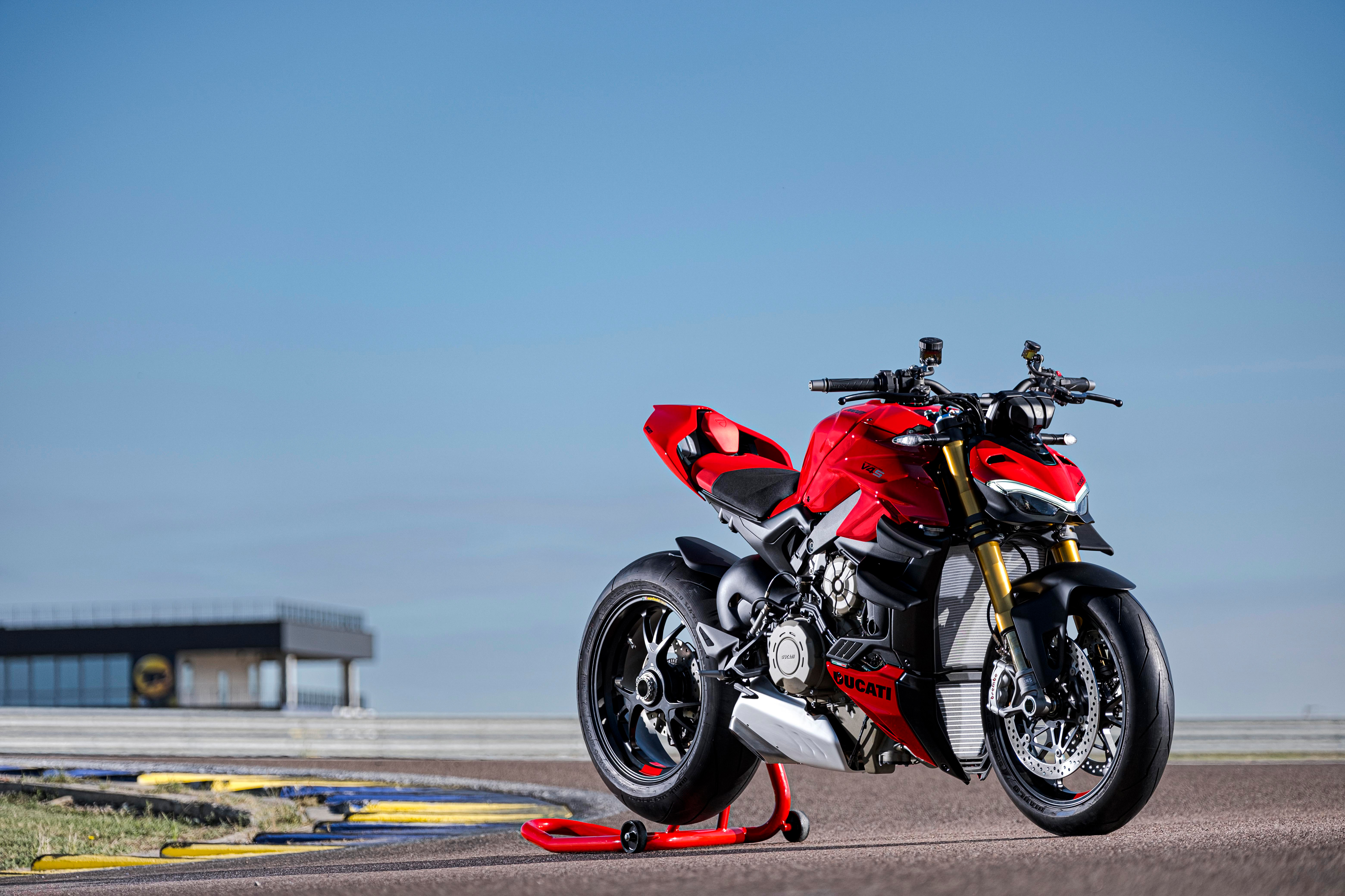 Ducati Streetfighter V4 S Wallpaper 4K