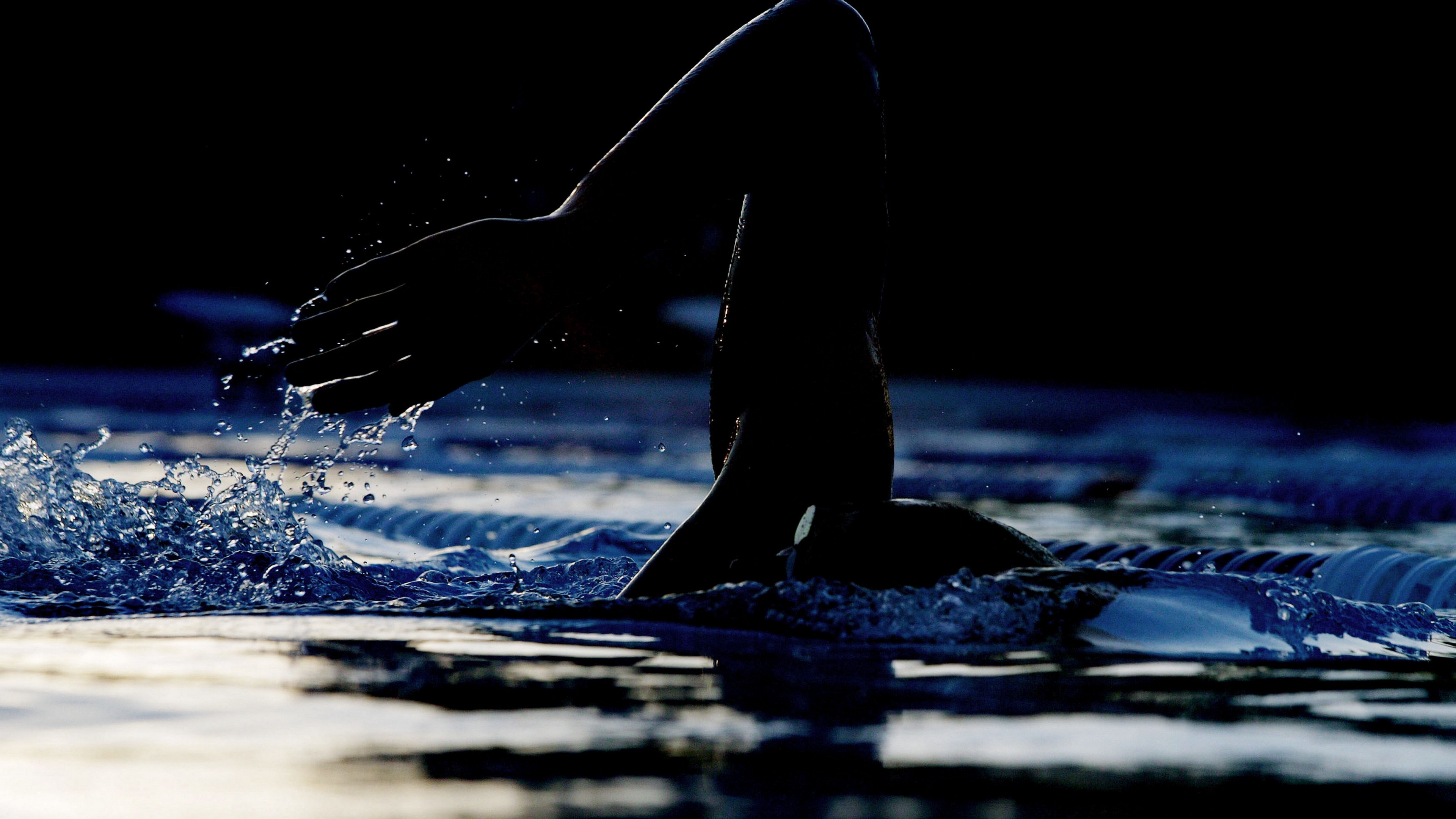 Wallpaper 4k hand, swimmer, swimming pool, water 4k Wallpaper