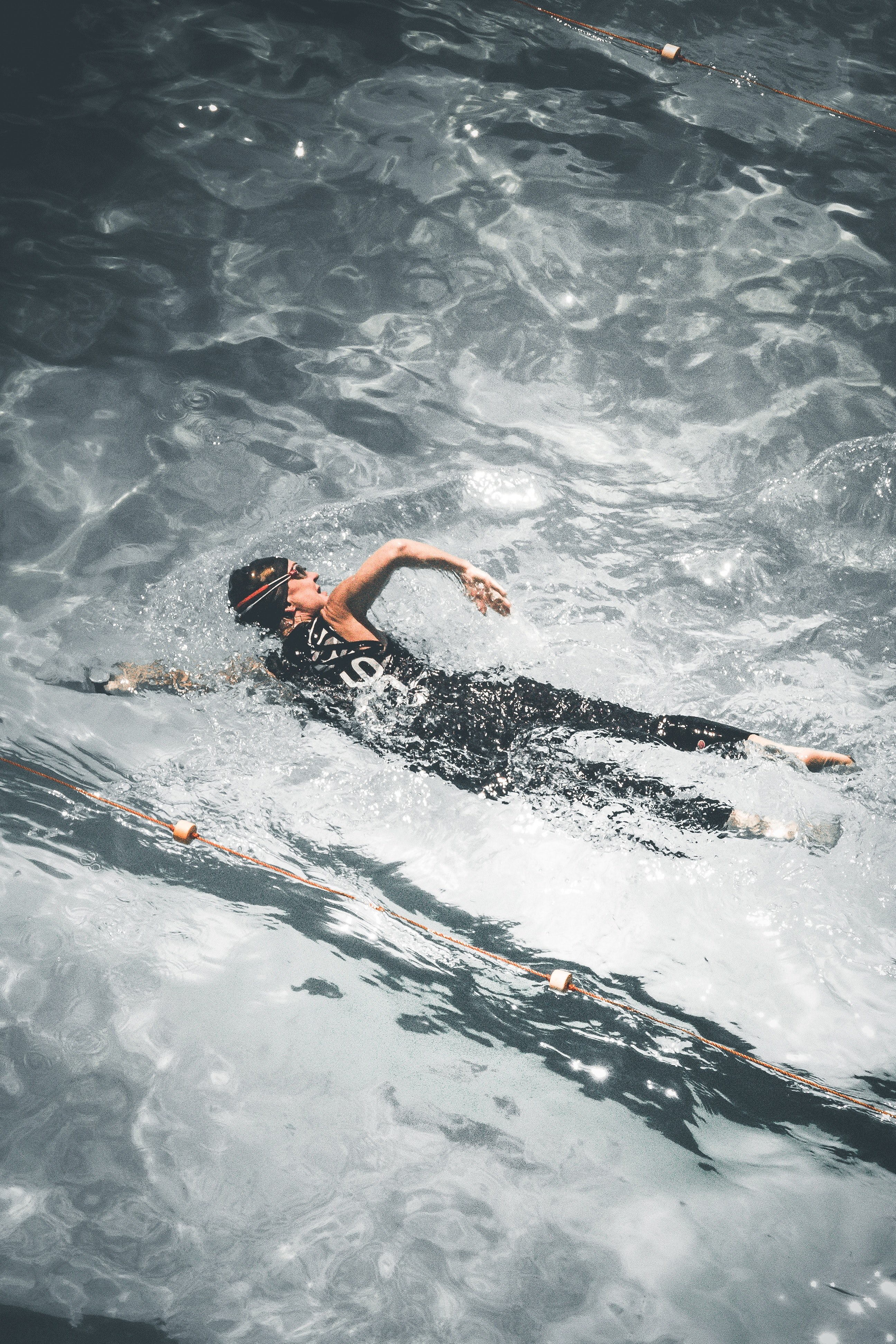 Wallpaper / man male swimming and swimmer HD 4k wallpaper free download