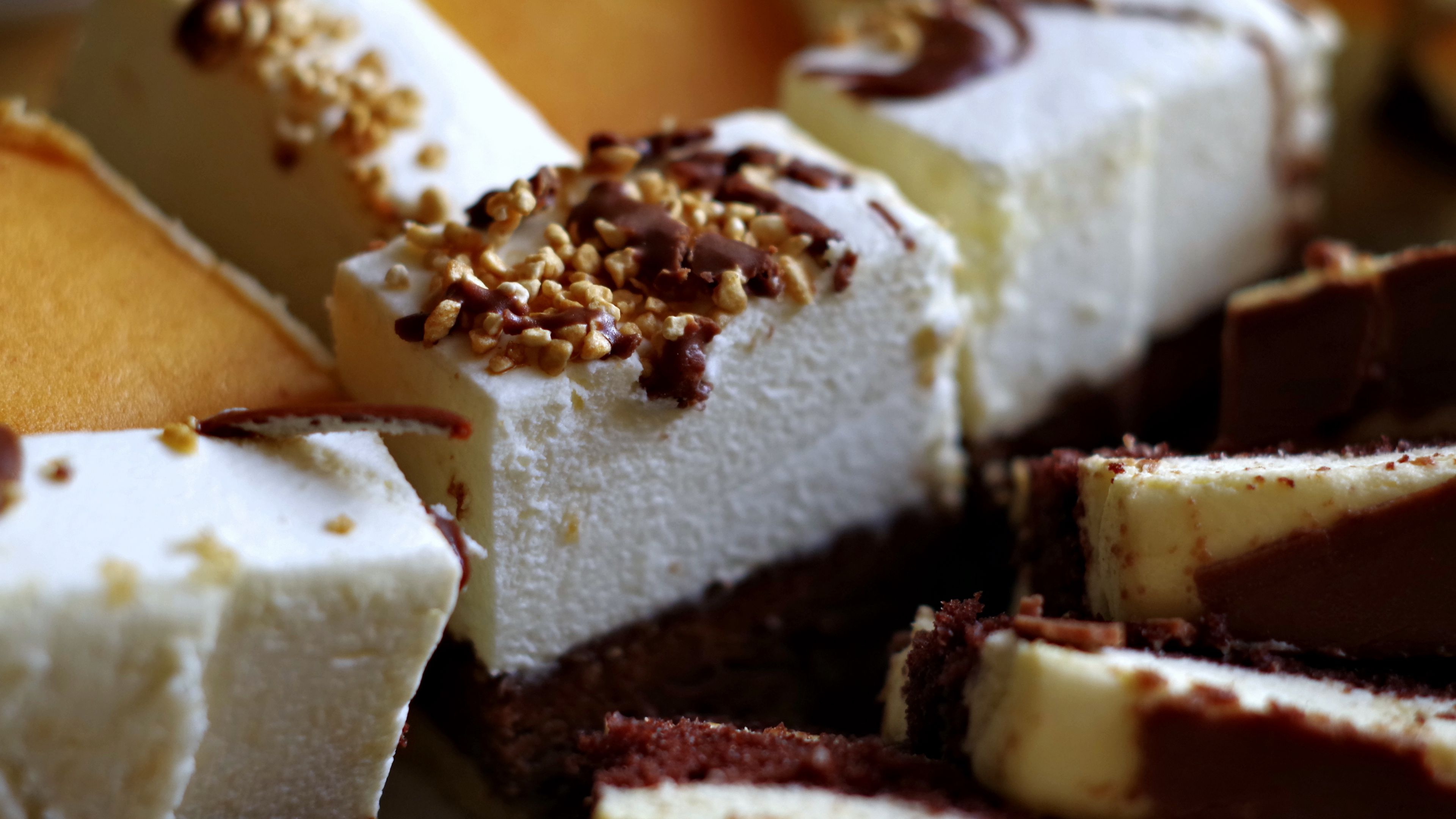 Download wallpaper 3840x2160 cake, pastries, desserts, chocolate, nuts 4k uhd 16:9 HD background