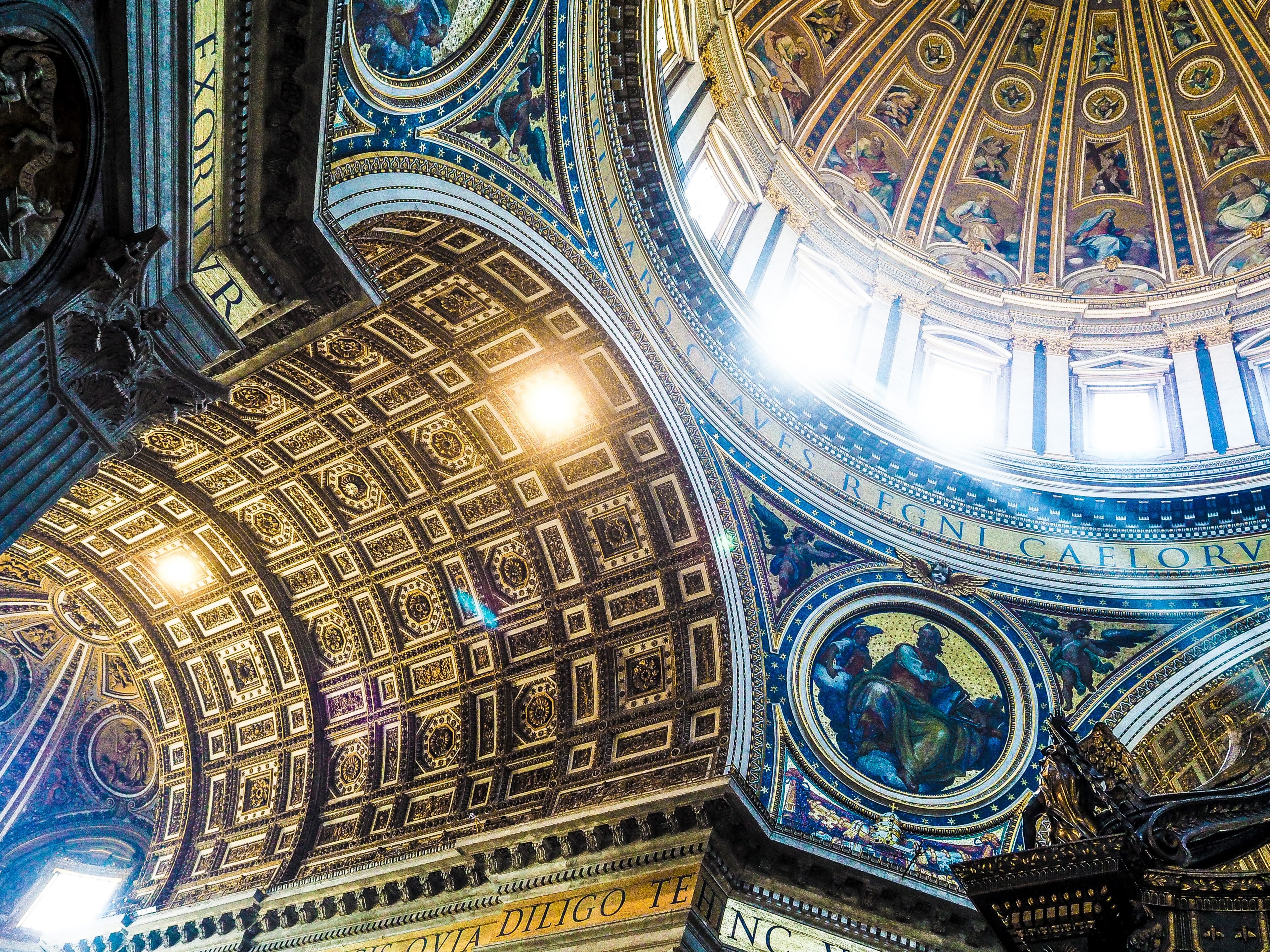 Wallpaper / ornate ceiling architecture in church with religious artwork dome and light st peters basilica, catholic dome ceiling 4k wallpaper free download
