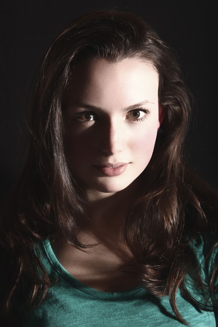 Gaite Jansen, The Free Social Encyclopedia