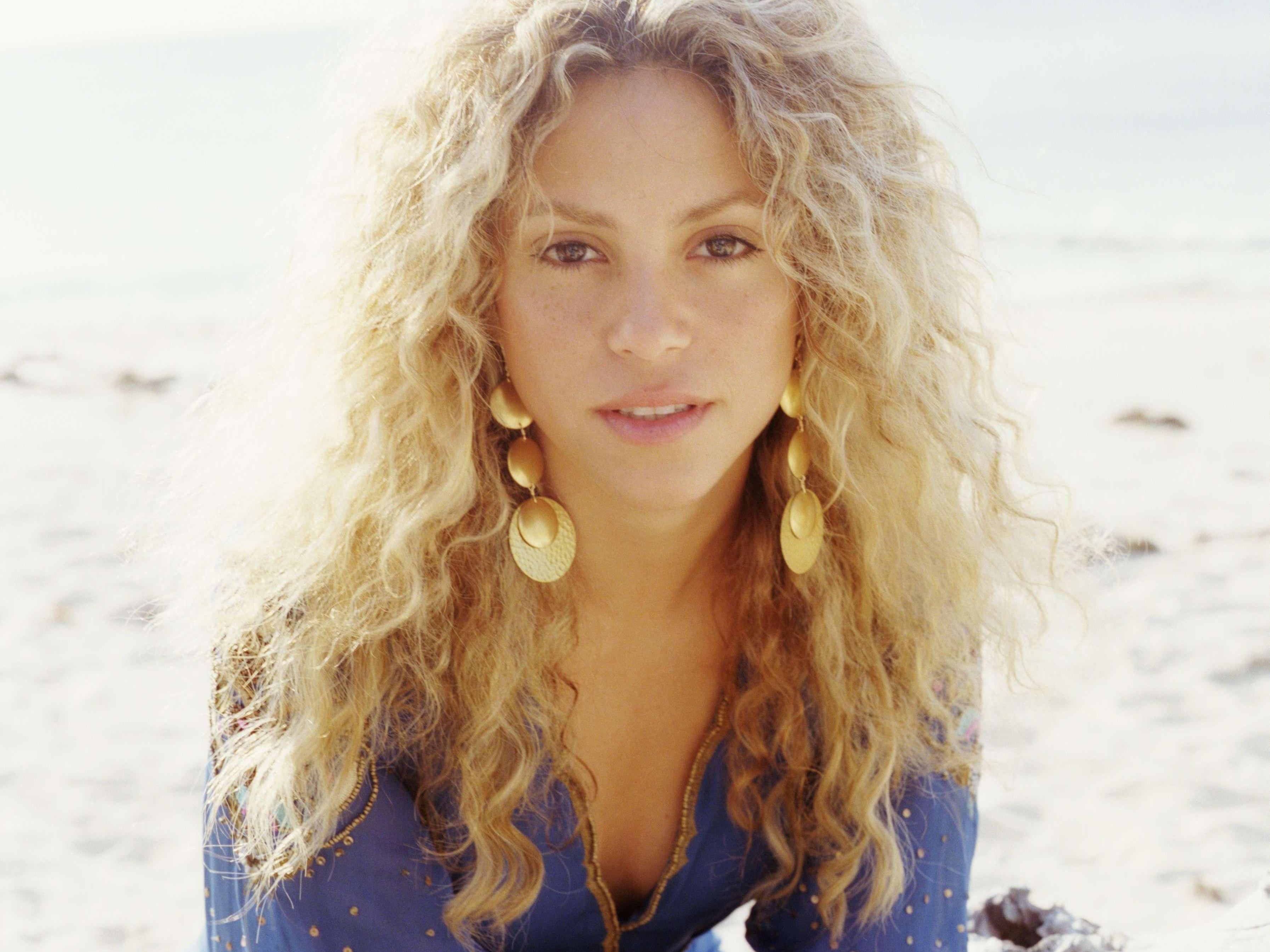 Download Shakira wallpaper for mobile phone, free Shakira HD picture