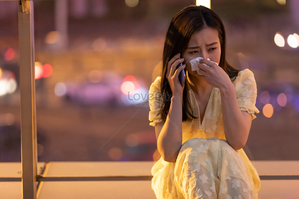 Sad Sad Woman Is Calling Picture And HD Photo. Free Download On Lovepik