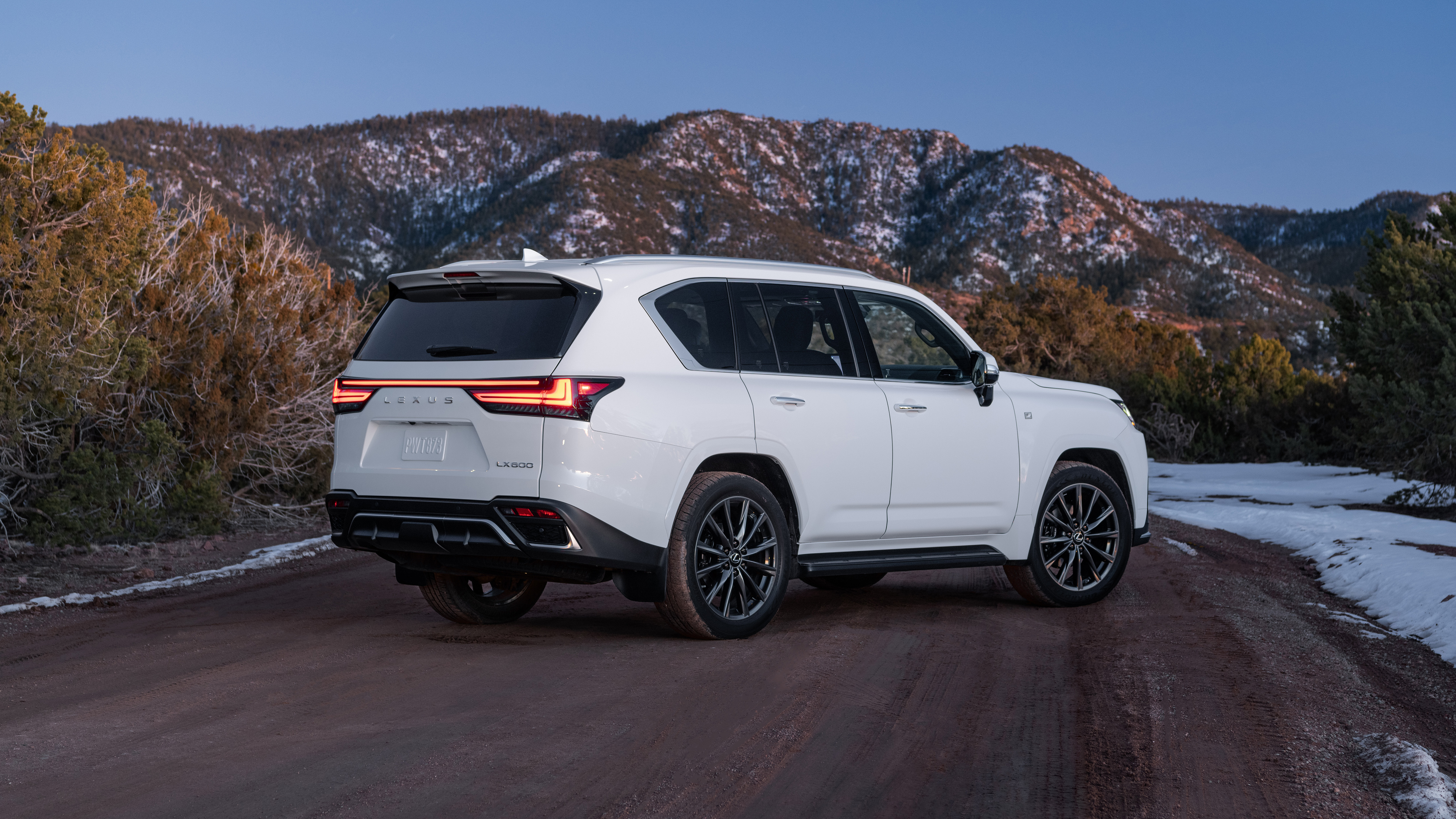 2022 Lexus LX 600 F SPORT 5K 3 Wallpaper Car Wallpaper