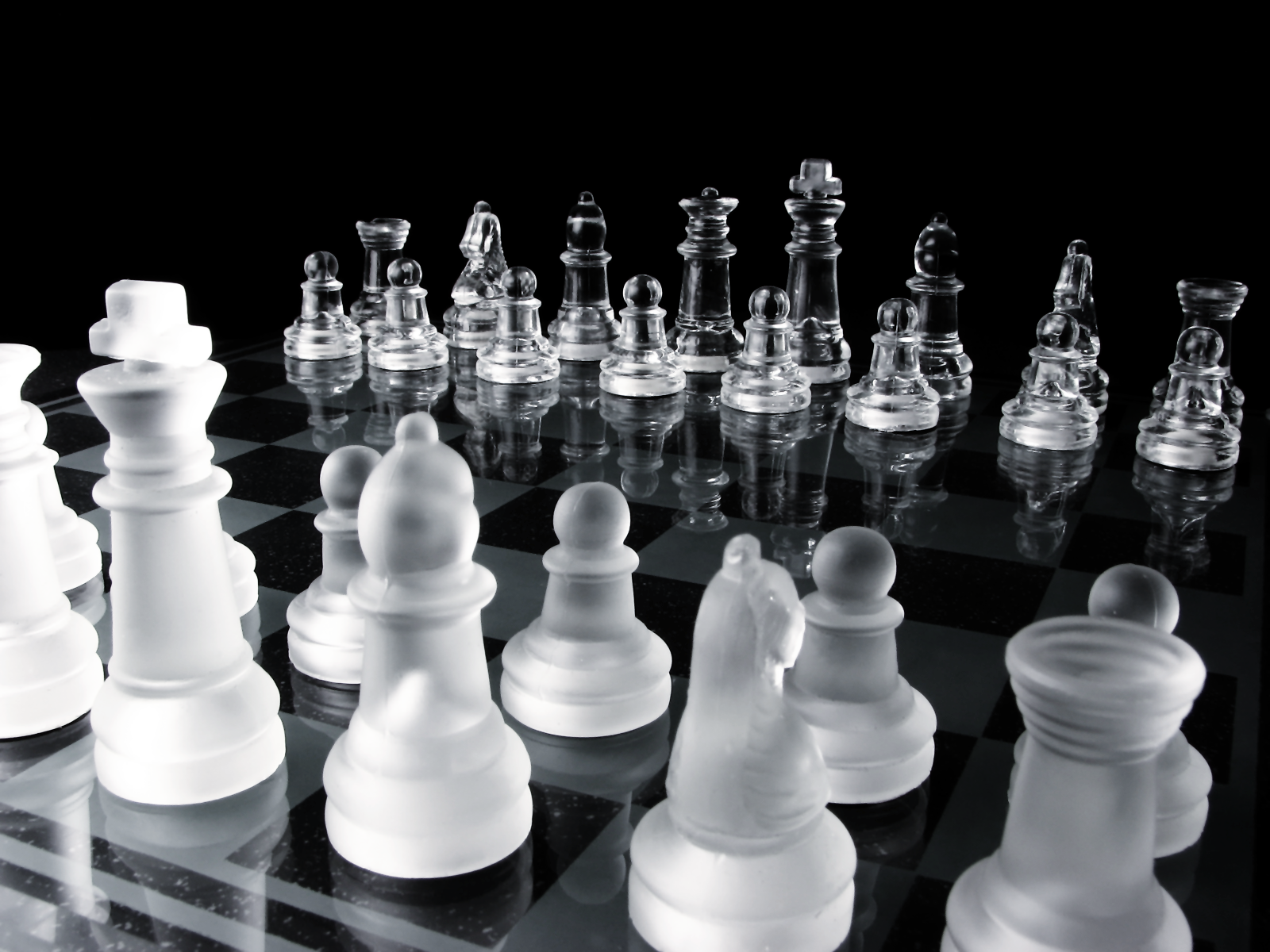 Chess 3D Glass Pieces HD Wallpaper - Stylish HD Wallpapers…