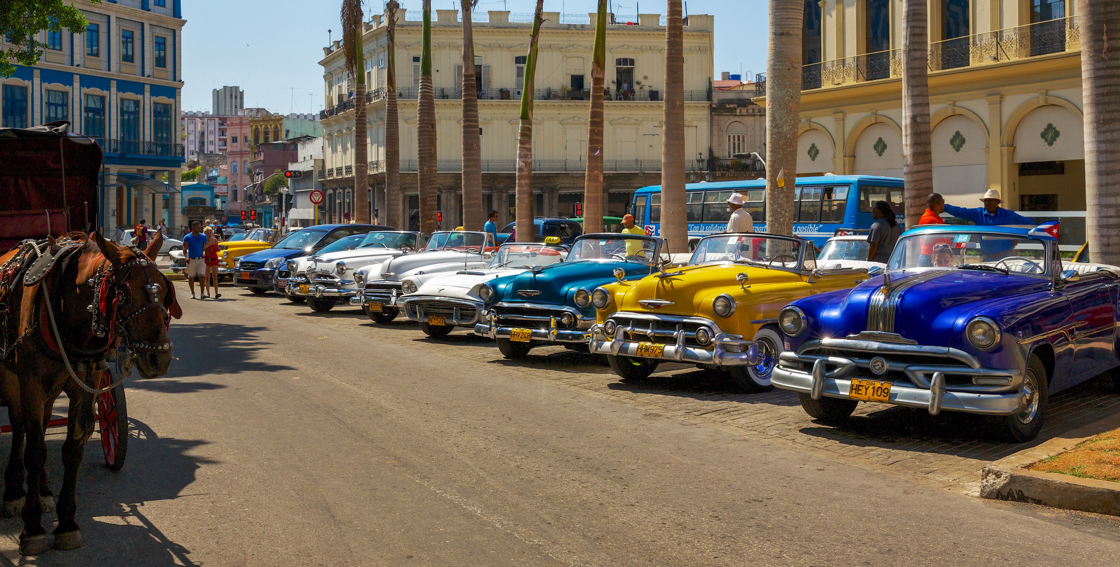 Wallpaper / vintage cars havana cuba 4k wallpaper free download