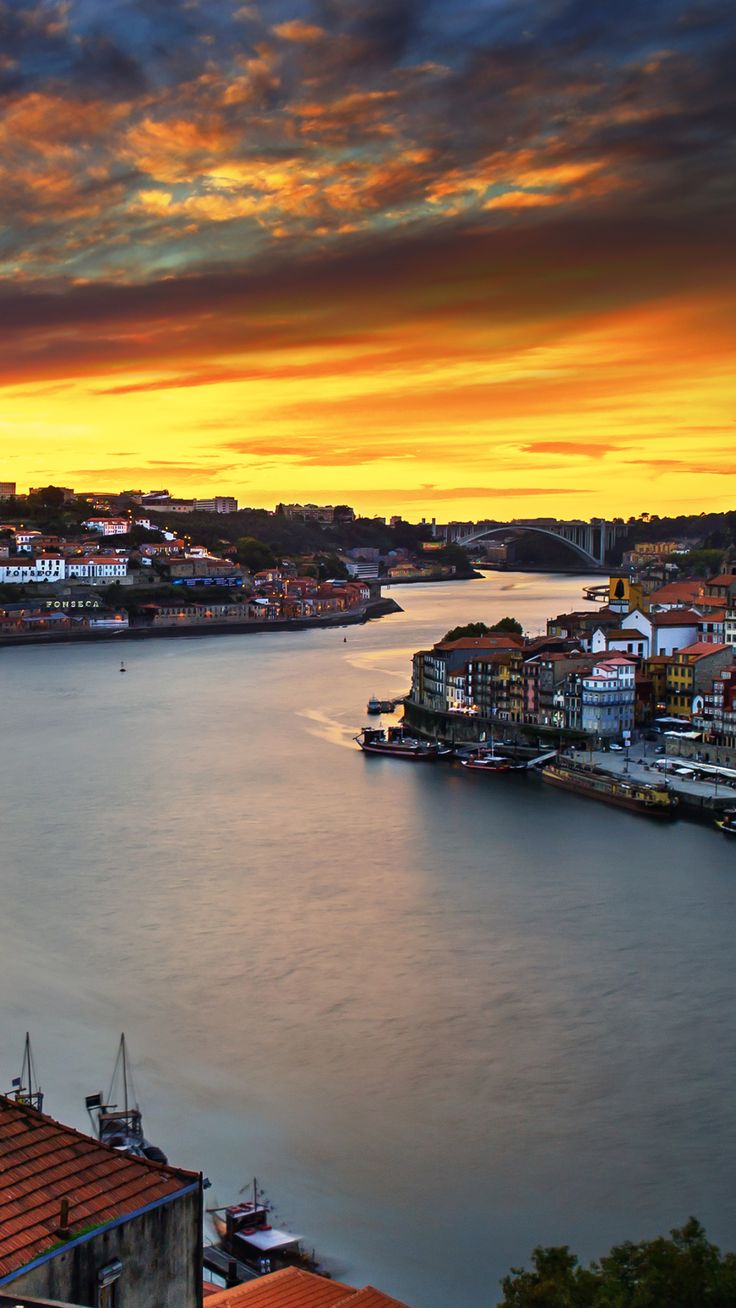 Man Made / Porto (1080x1920) Mobile Wallpaper. Cidade do porto portugal, Lugares, Cidade