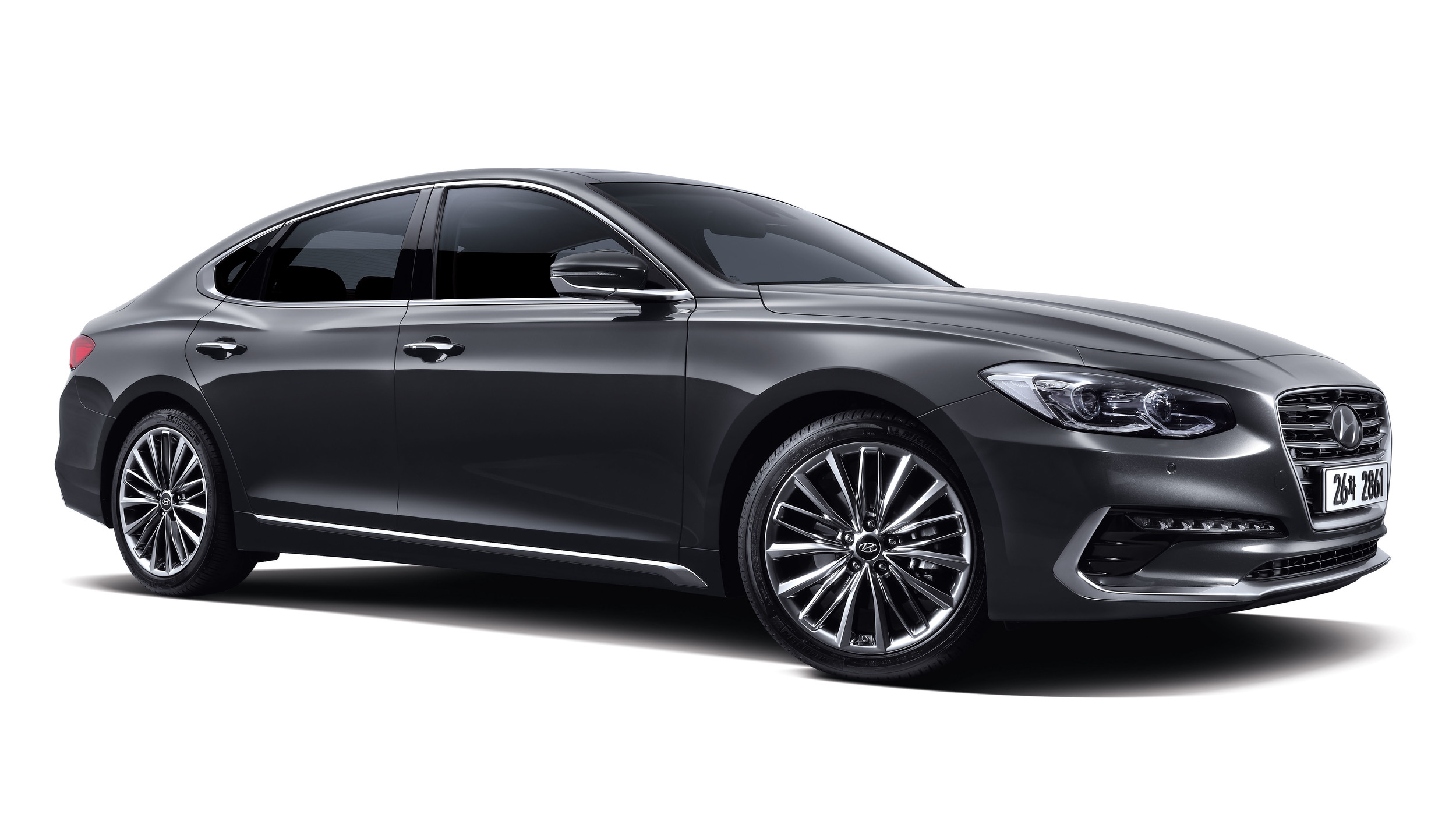 Hyundai Azera Photo Gallery