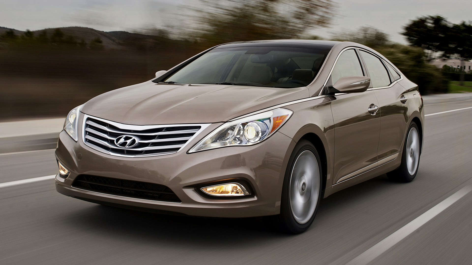 Hyundai Azera and HD Image
