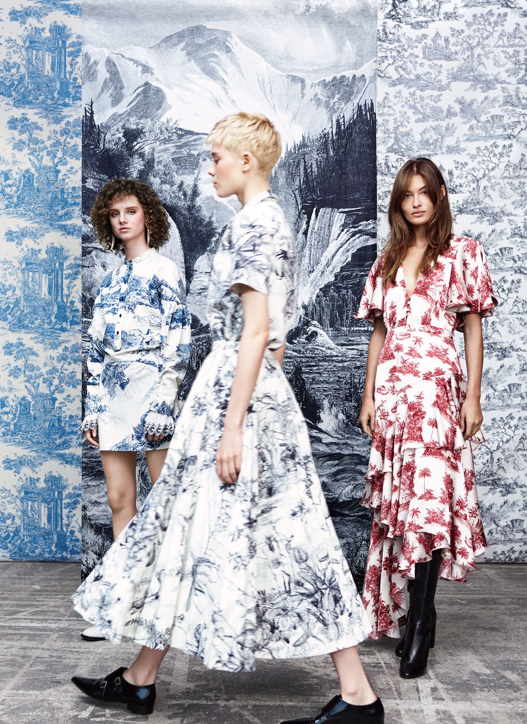 How to Wear the Wallpaper Print Trend This Spring