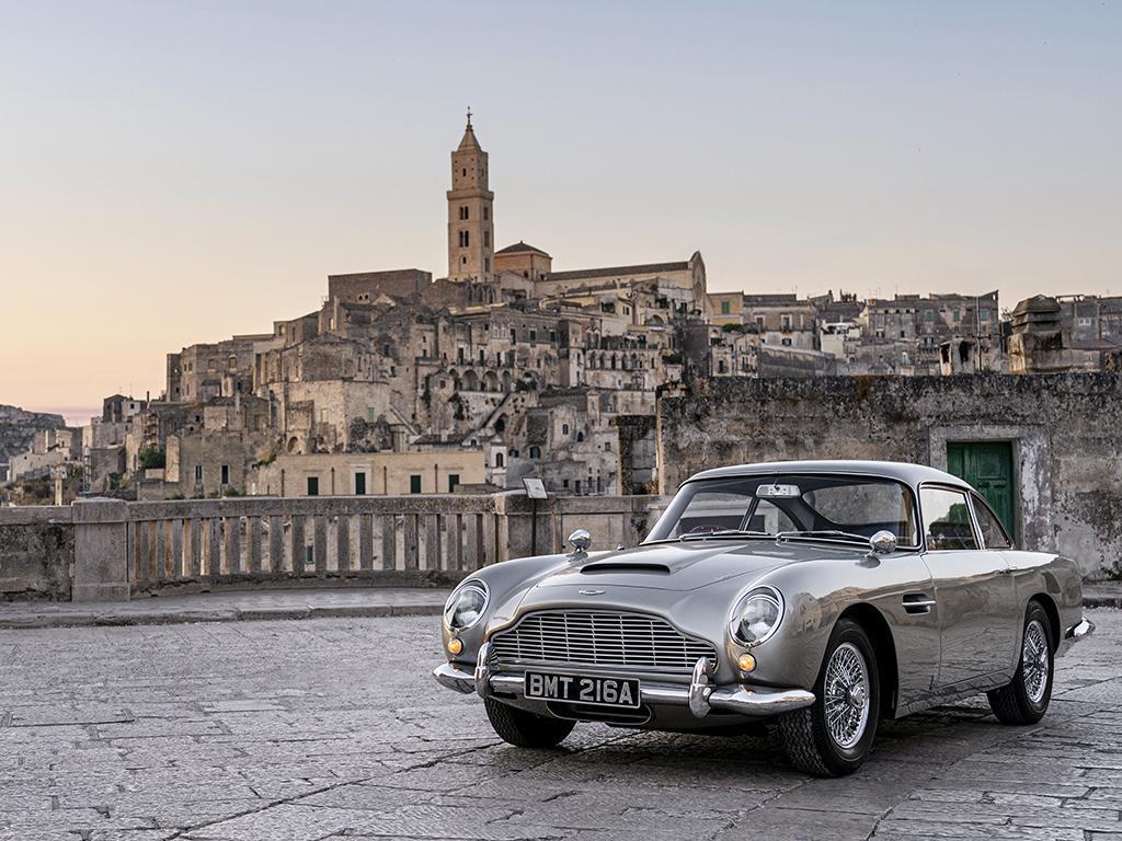 The 007 Aston Martin DB5