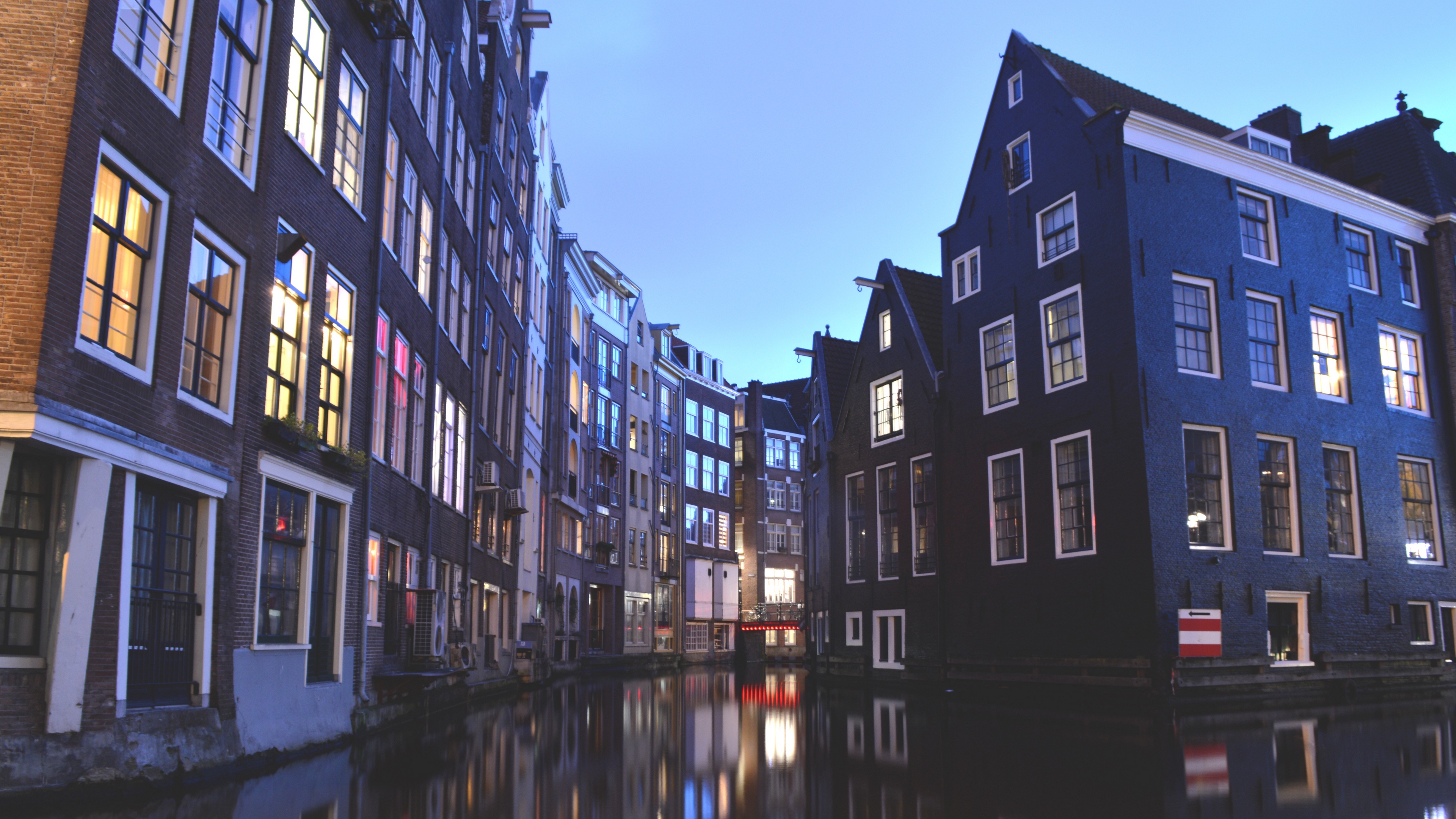 Wallpaper 4k amsterdam, netherlands, buildings, canal 4k Wallpaper