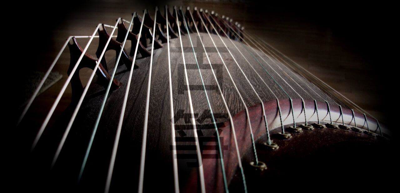 Soniccouture releases GuZheng v2 Chinese zither for Kontakt. Black wallpaper iphone, Black wallpaper, Chinese