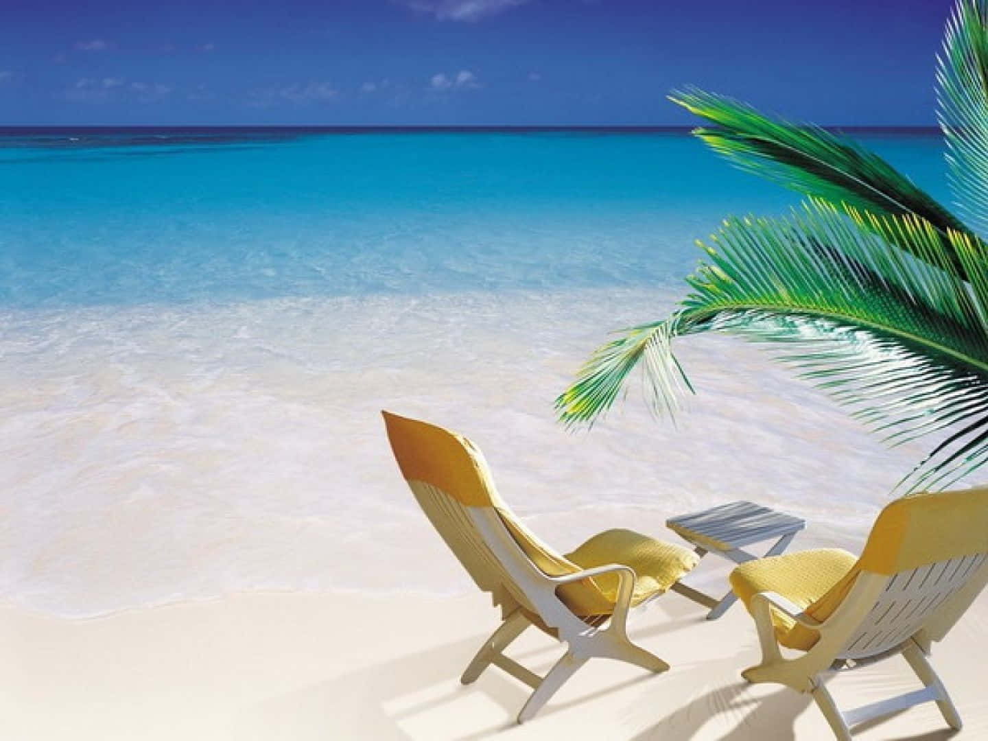 Download Feel the warmth of summer with this beautiful landscape. Wallpaper