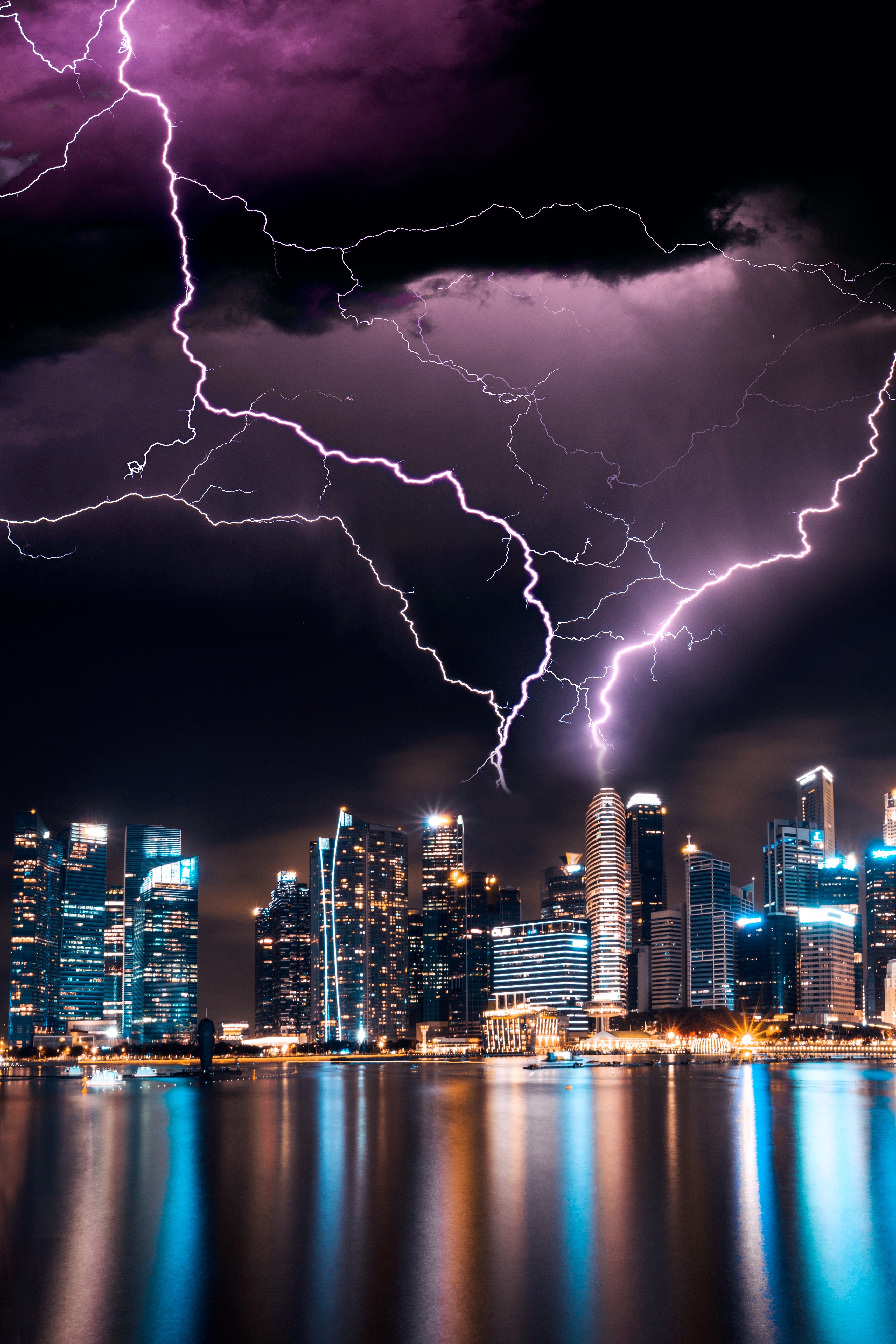 Wallpaper / thunderstorm 4k wallpaper free download