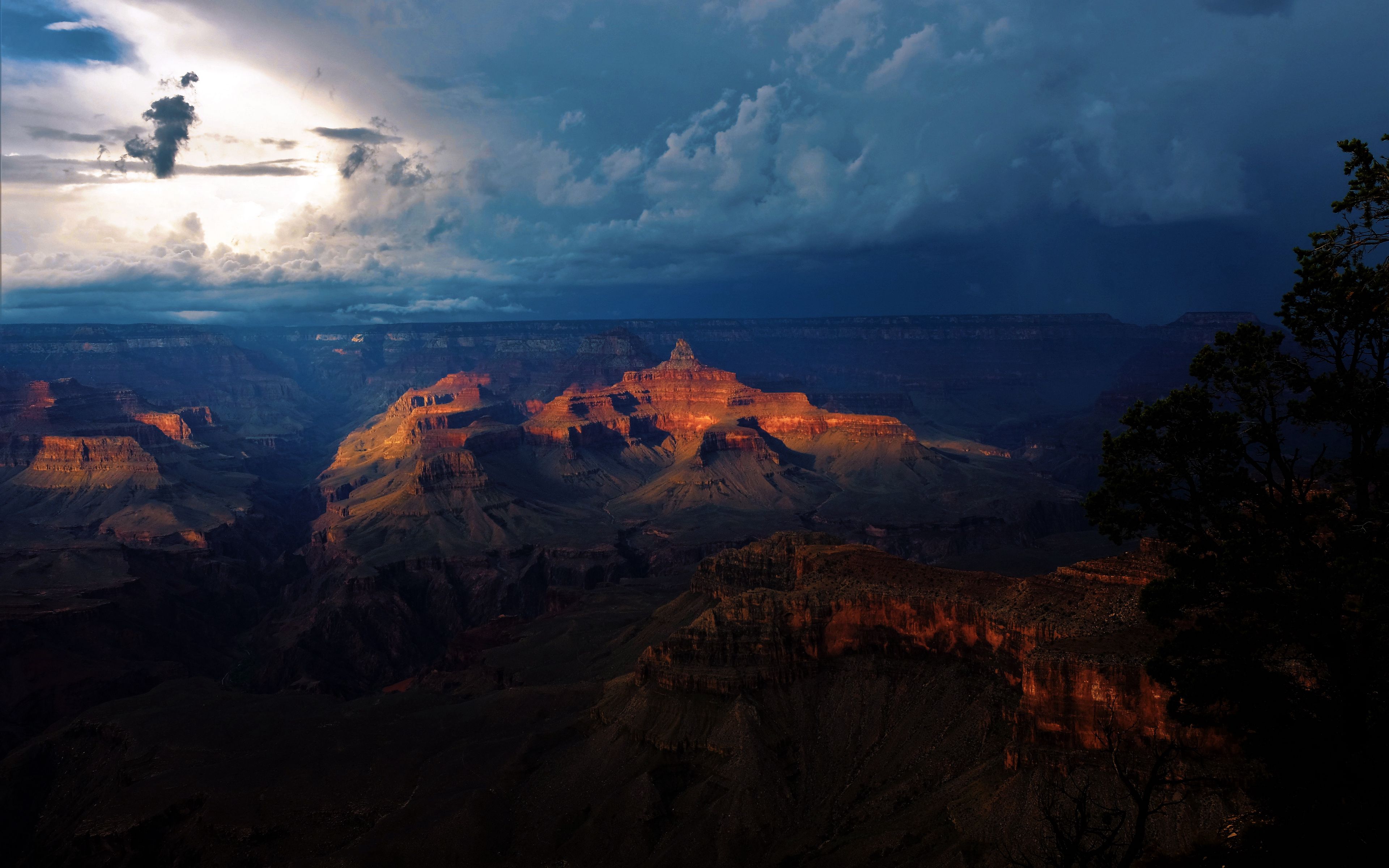 Download wallpaper 3840x2400 canyon, grand canyon, clouds, overcast, night 4k ultra HD 16:10 HD background
