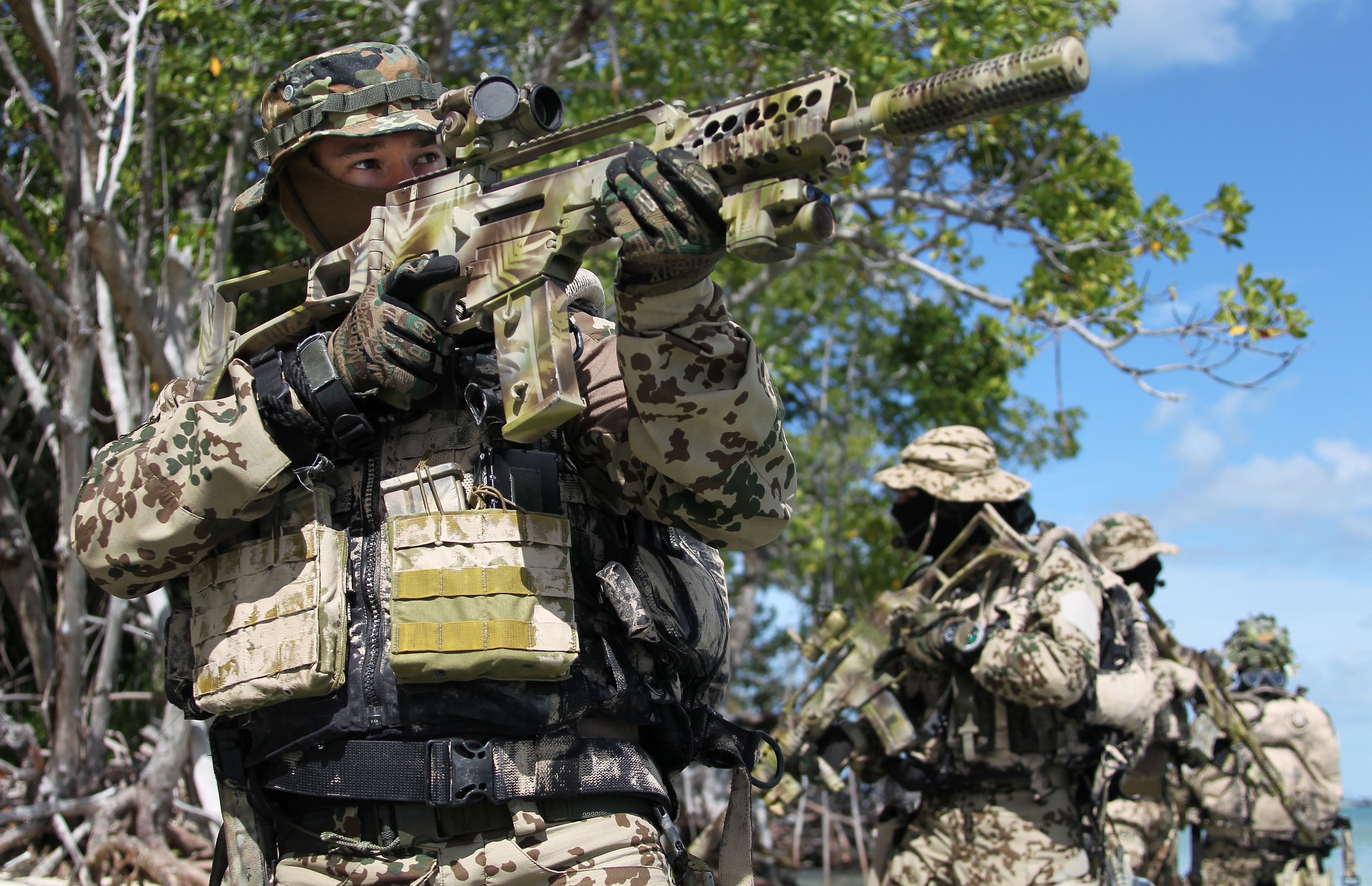 4K, Soldiers, Assault rifle, Special Forces, German Gallery HD Wallpaper