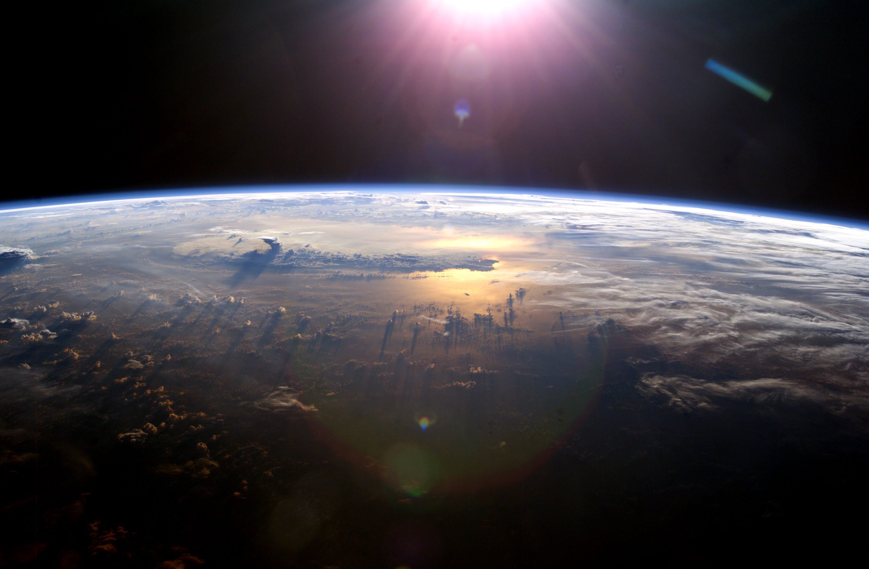 View From the International Space Station HD wallpaper