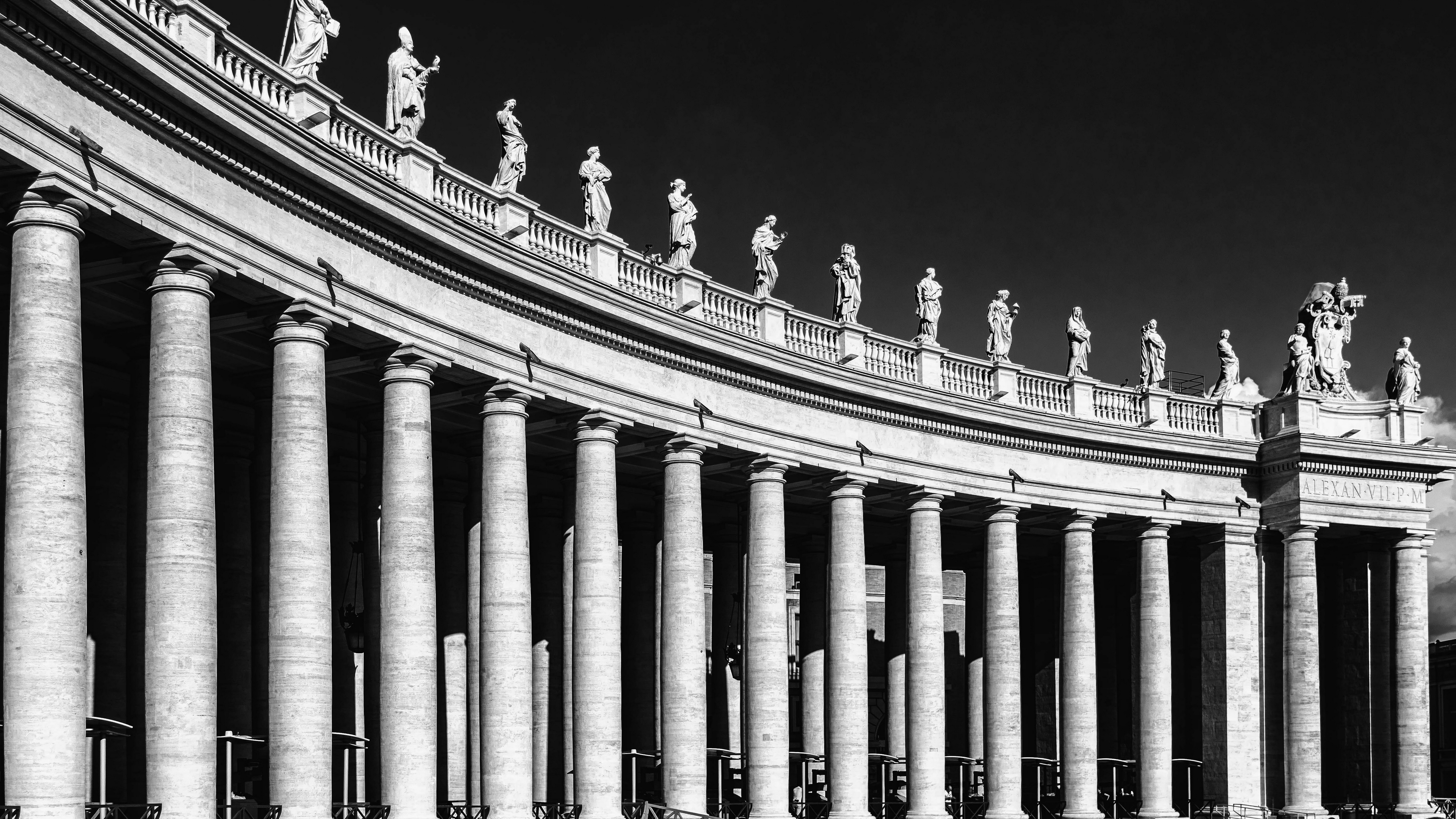 Wallpaper 4k italy, rome, st peters square, bw 4k Wallpaper
