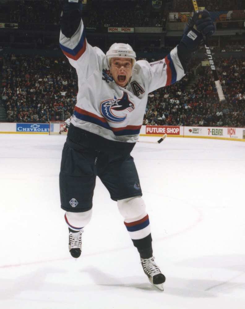 Pavel Bure photo gallery high quality pics