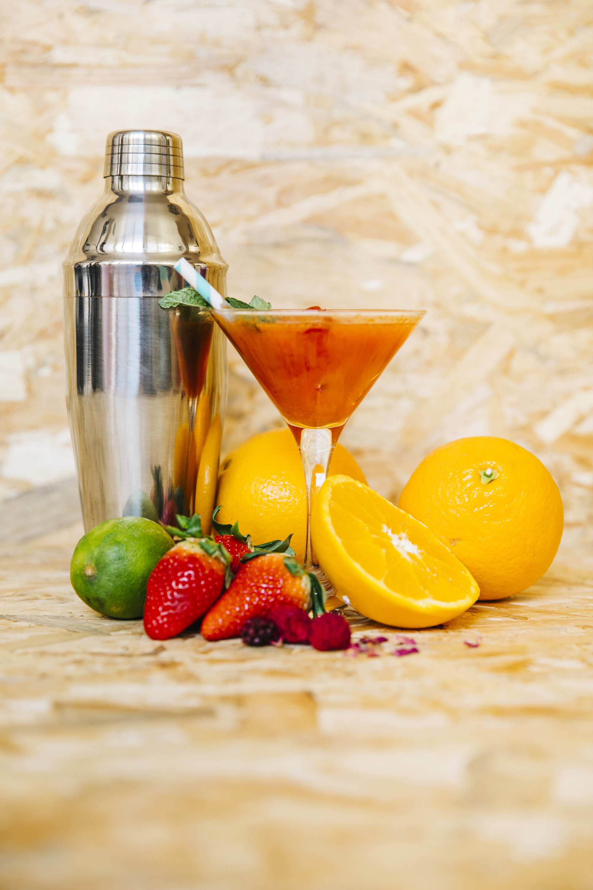 Desktop Wallpaper Lime Lemons Strawberry Food Cocktail 2000x3000