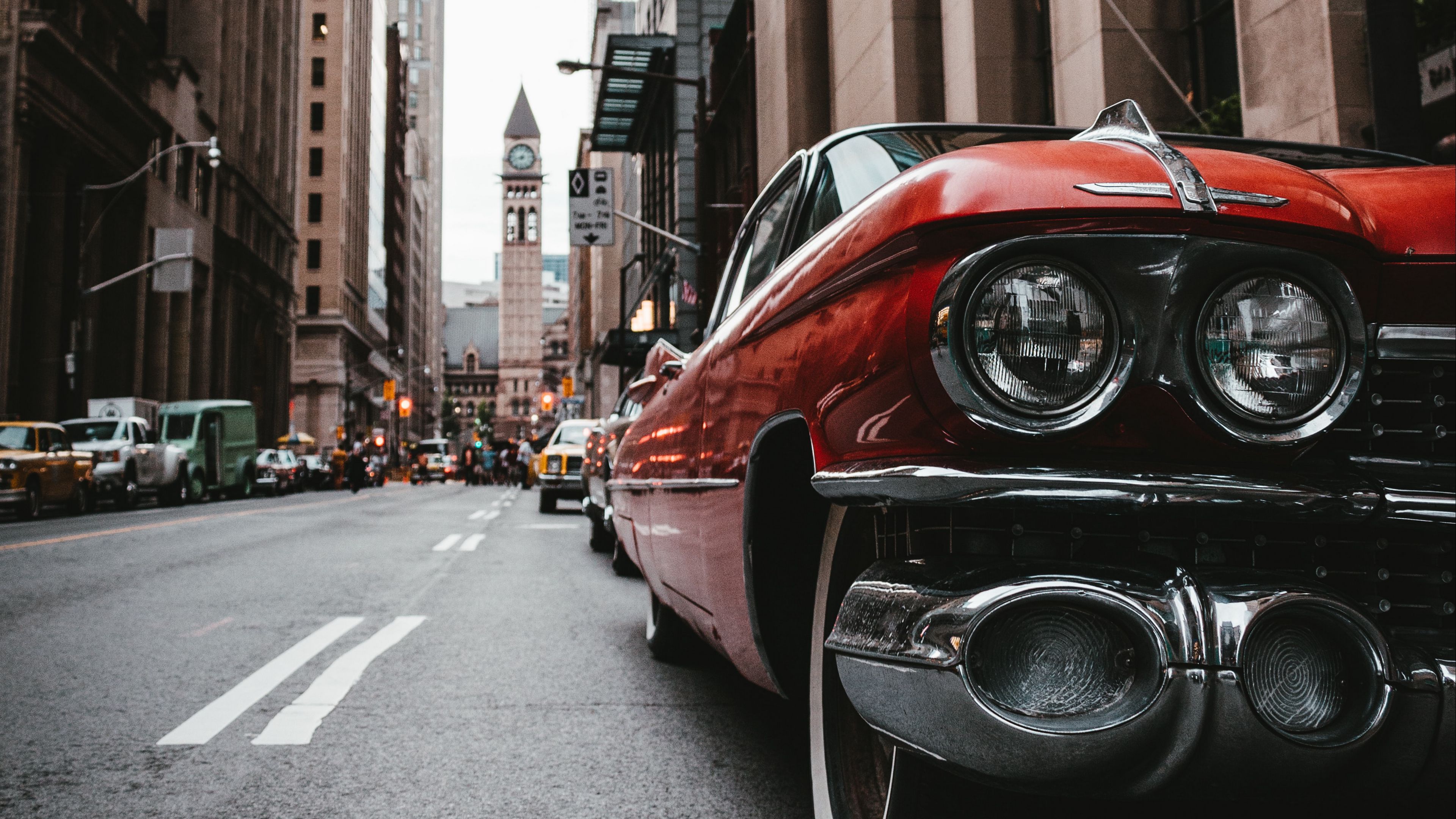 Wallpaper / car, old, street, city, metropolis, 4k free download