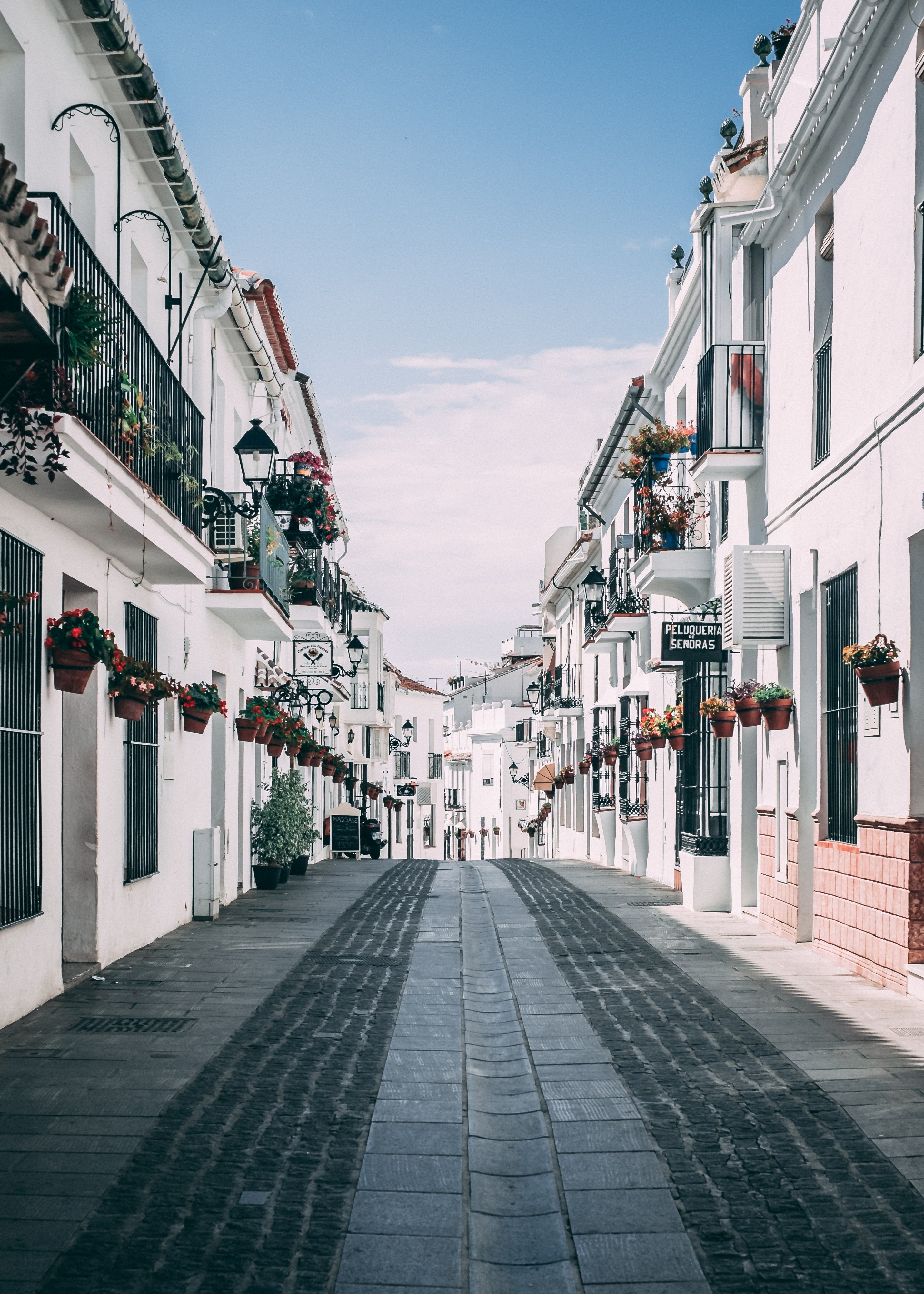 Wallpaper / spanish streets of mijas 4k wallpaper free download