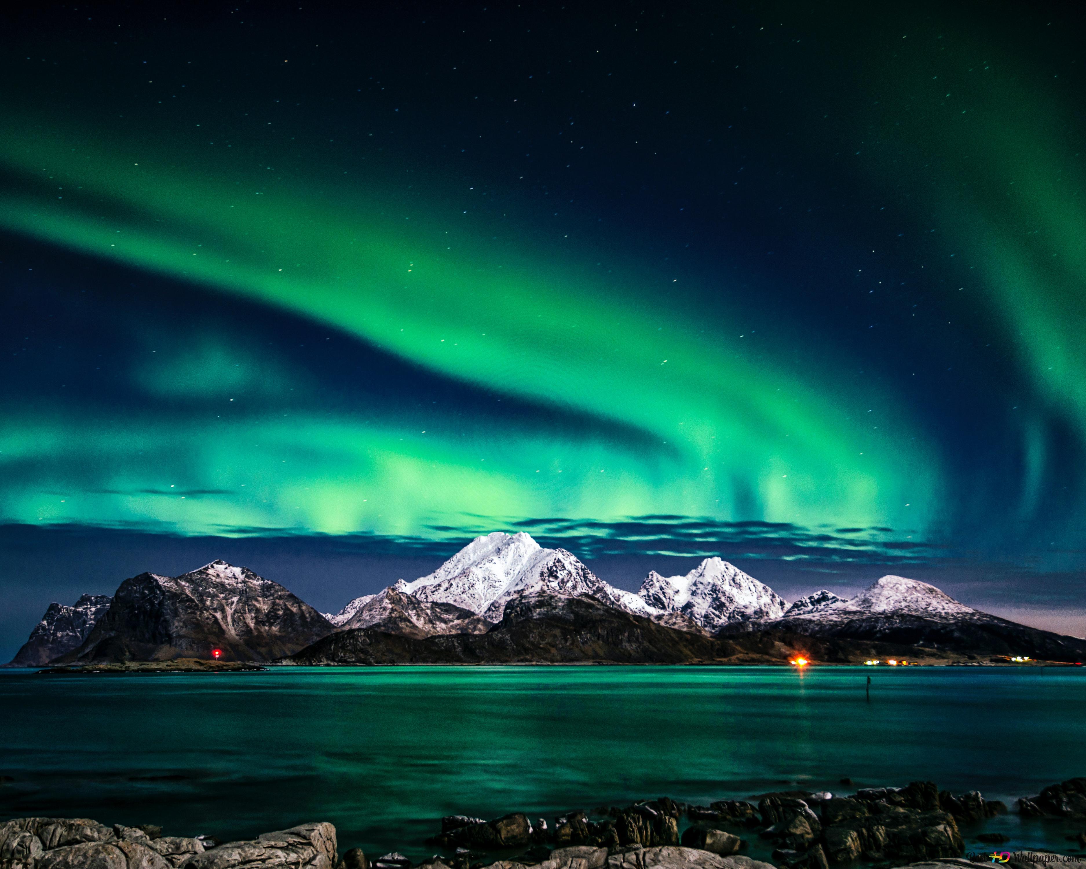 Aurora borealis lights 4K wallpaper download