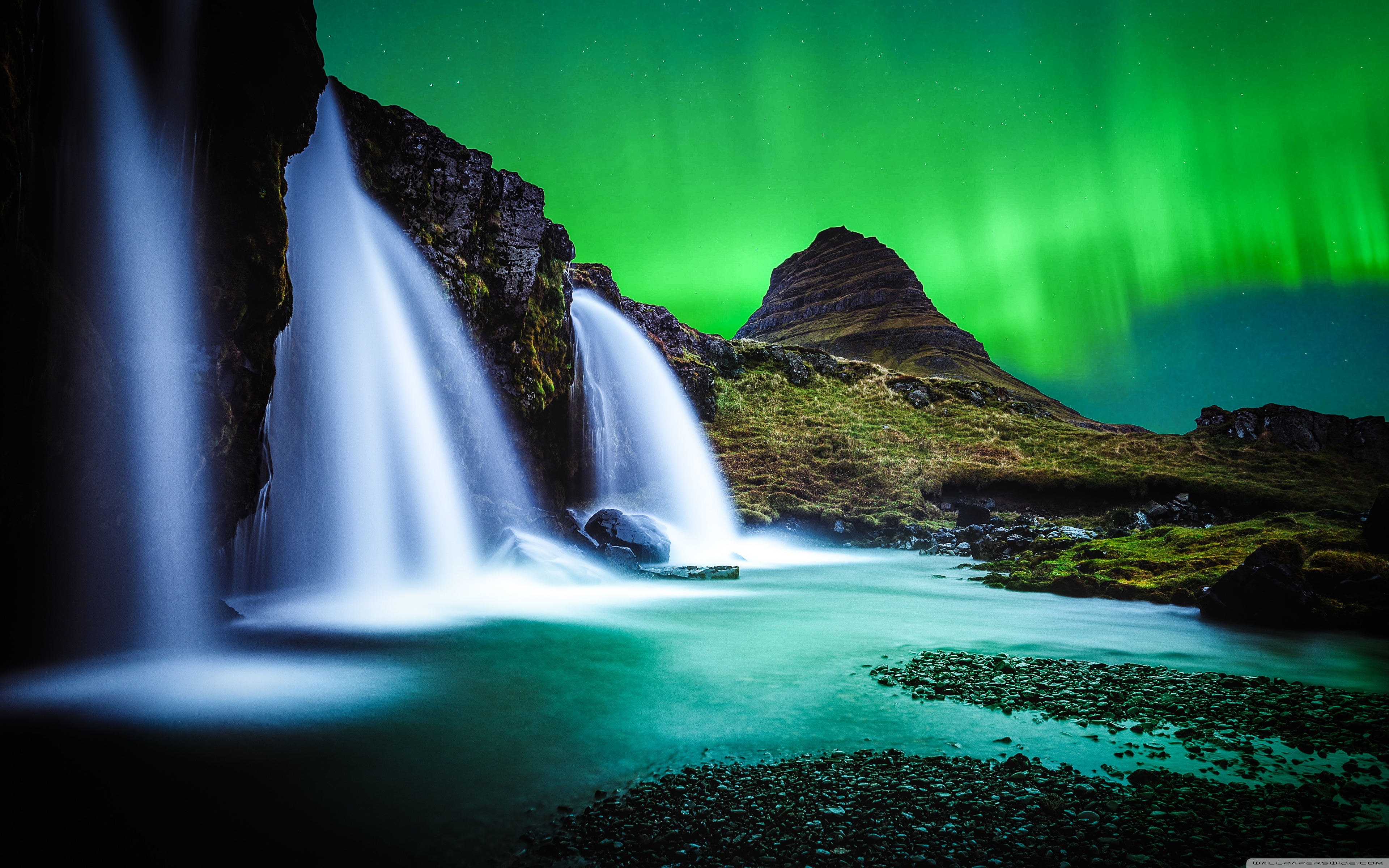 Northern Lights 4K Wallpaper