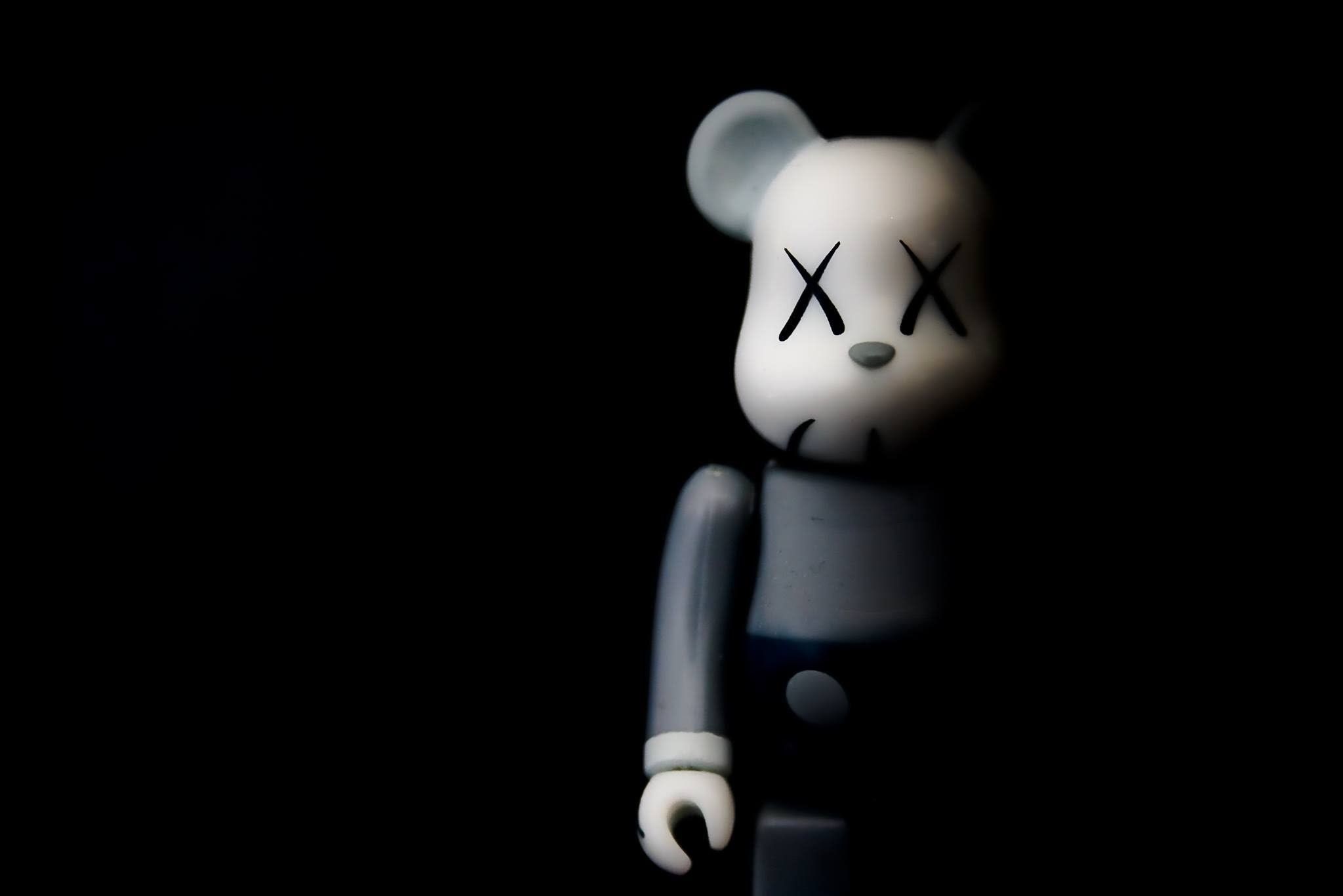 Kaws Full HD Wallpaper 4K