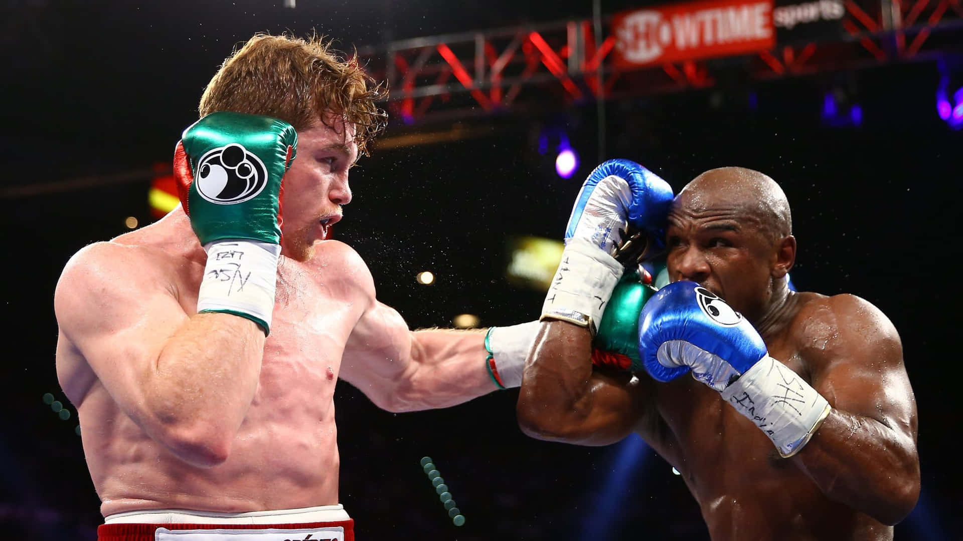 Download Boxing Superstar Canelo Alvarez Wallpaper