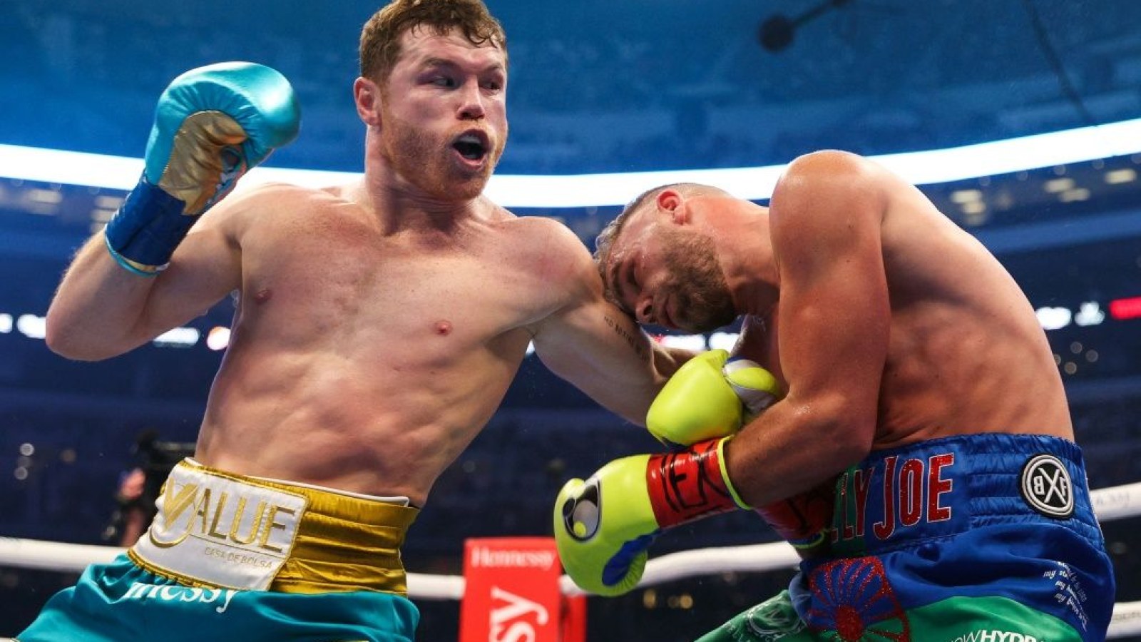 Canelo Alvarez Shoots Down Boxing Super Fight With UFC Welterweight King