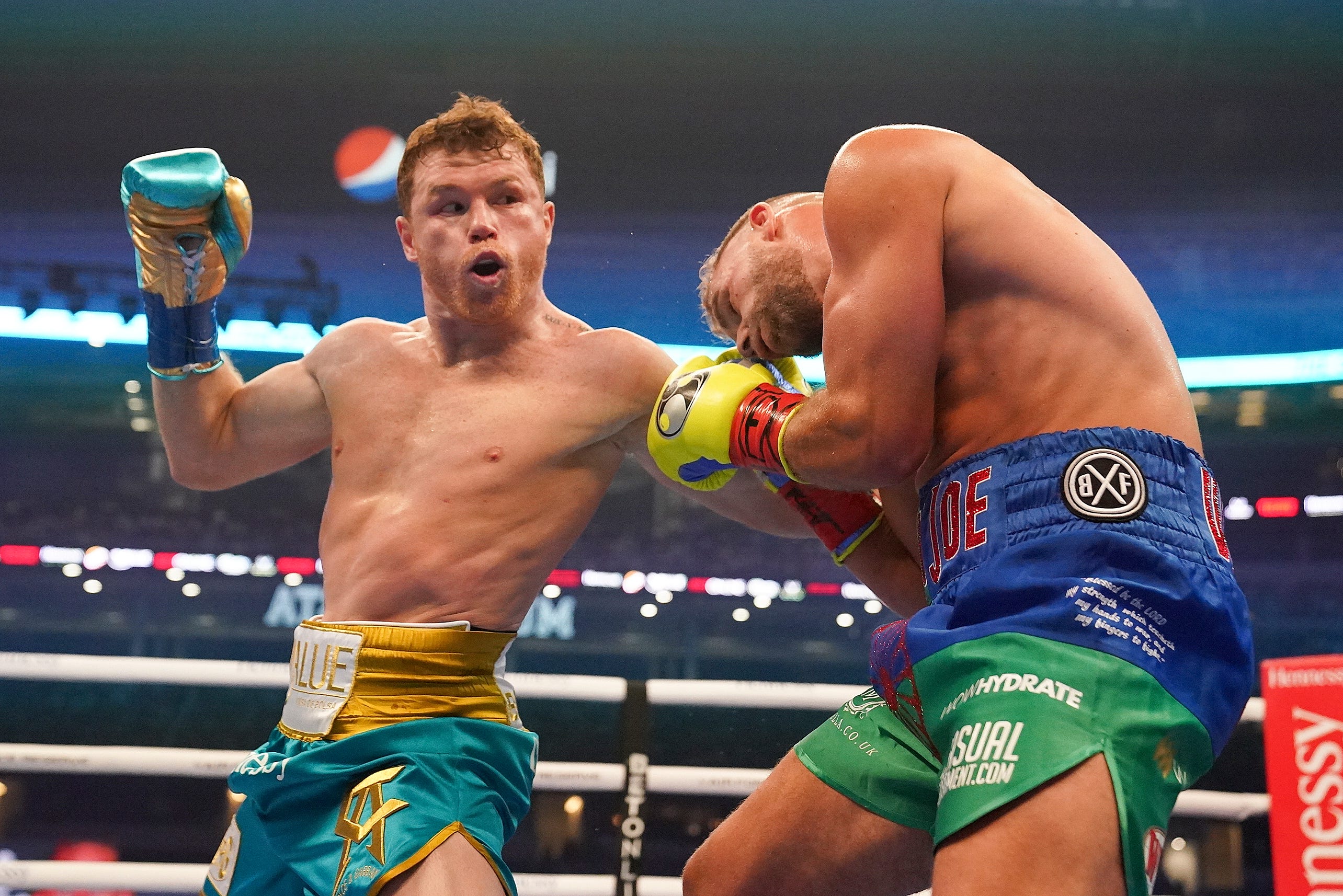 Canelo Álvarez to fight Caleb Plant on Nov. 6 in Las Vegas