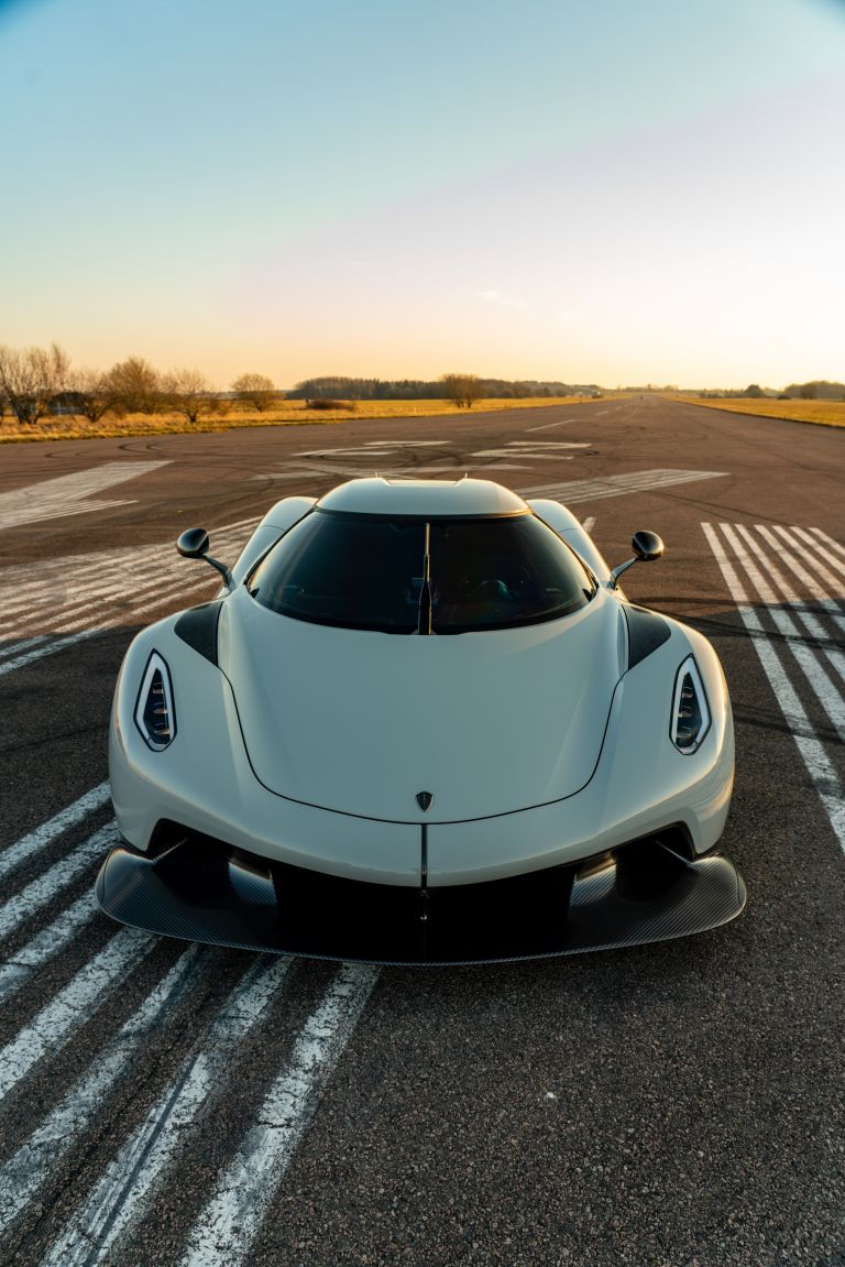 Koenigsegg Jesko Absolut quality free high resolution car image