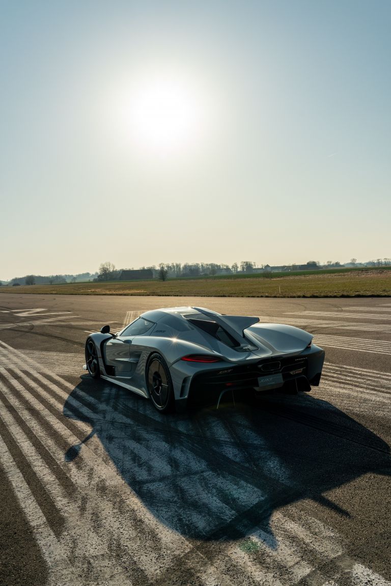 Koenigsegg Jesko Absolut quality free high resolution car image