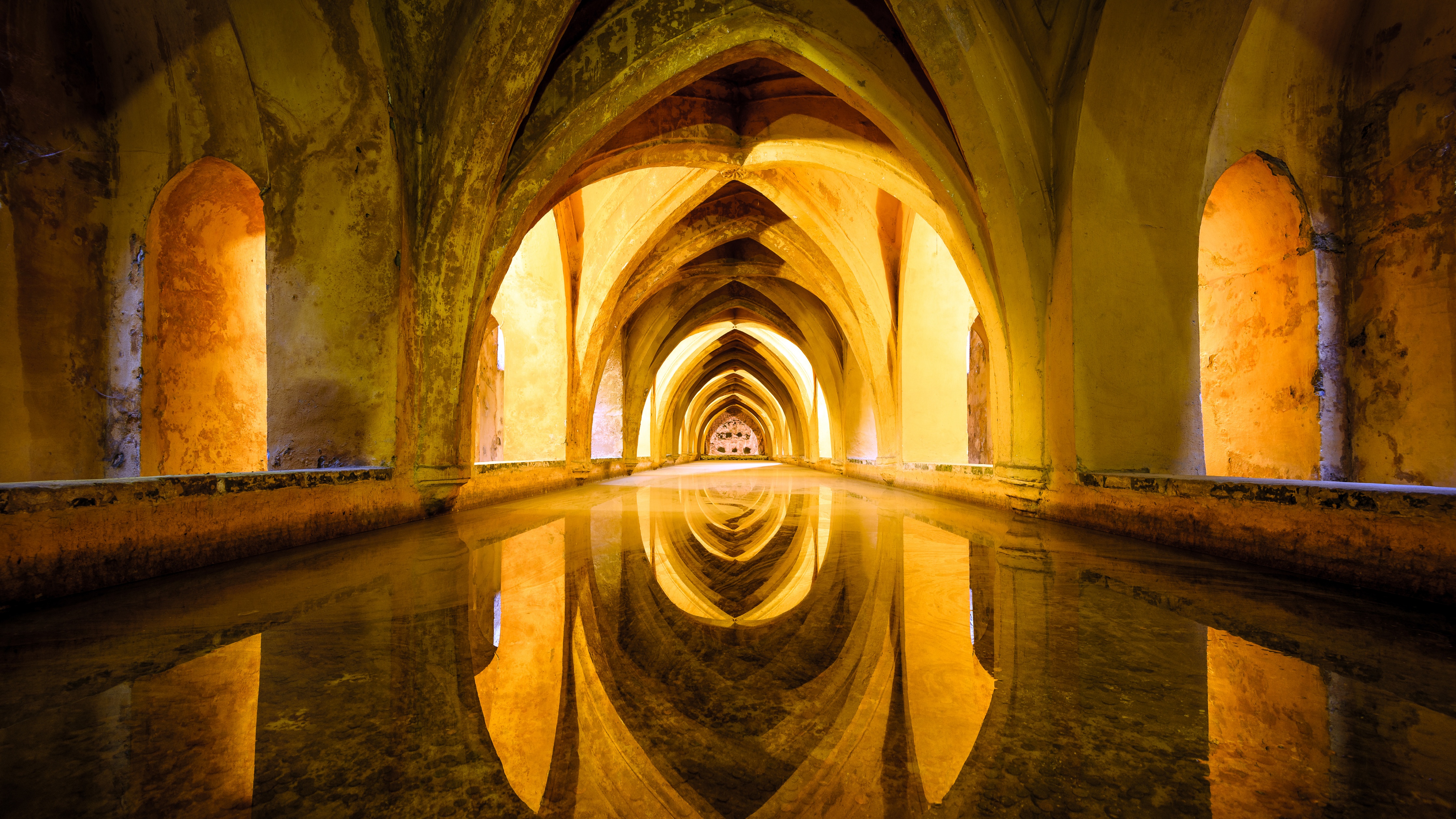 Architecture Wallpaper 4K, Ancient, Real Alcazar of Seville