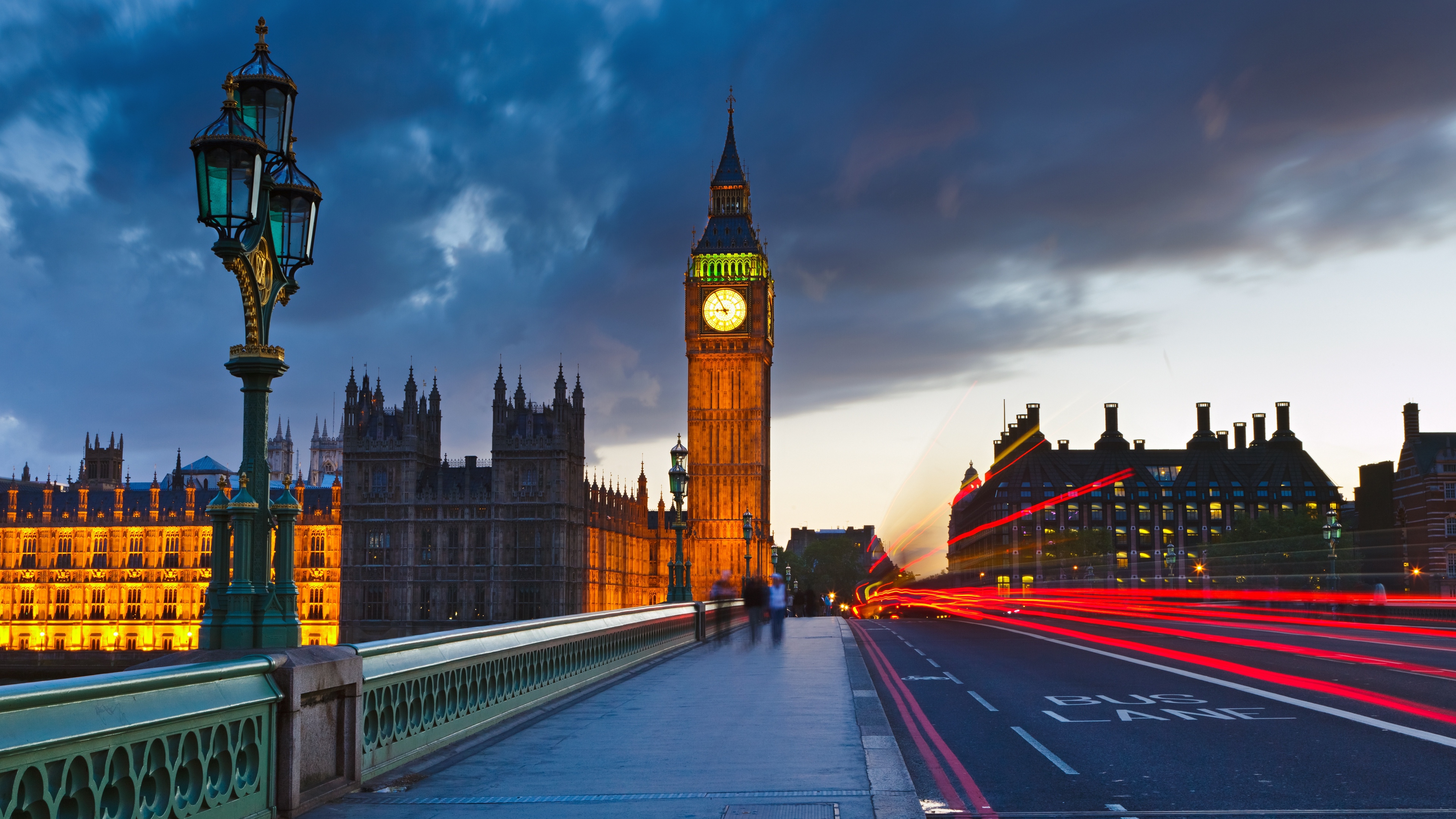 Wallpaper 4k palace of westminster, london, big ben, evening, traffic 4k Wallpaper