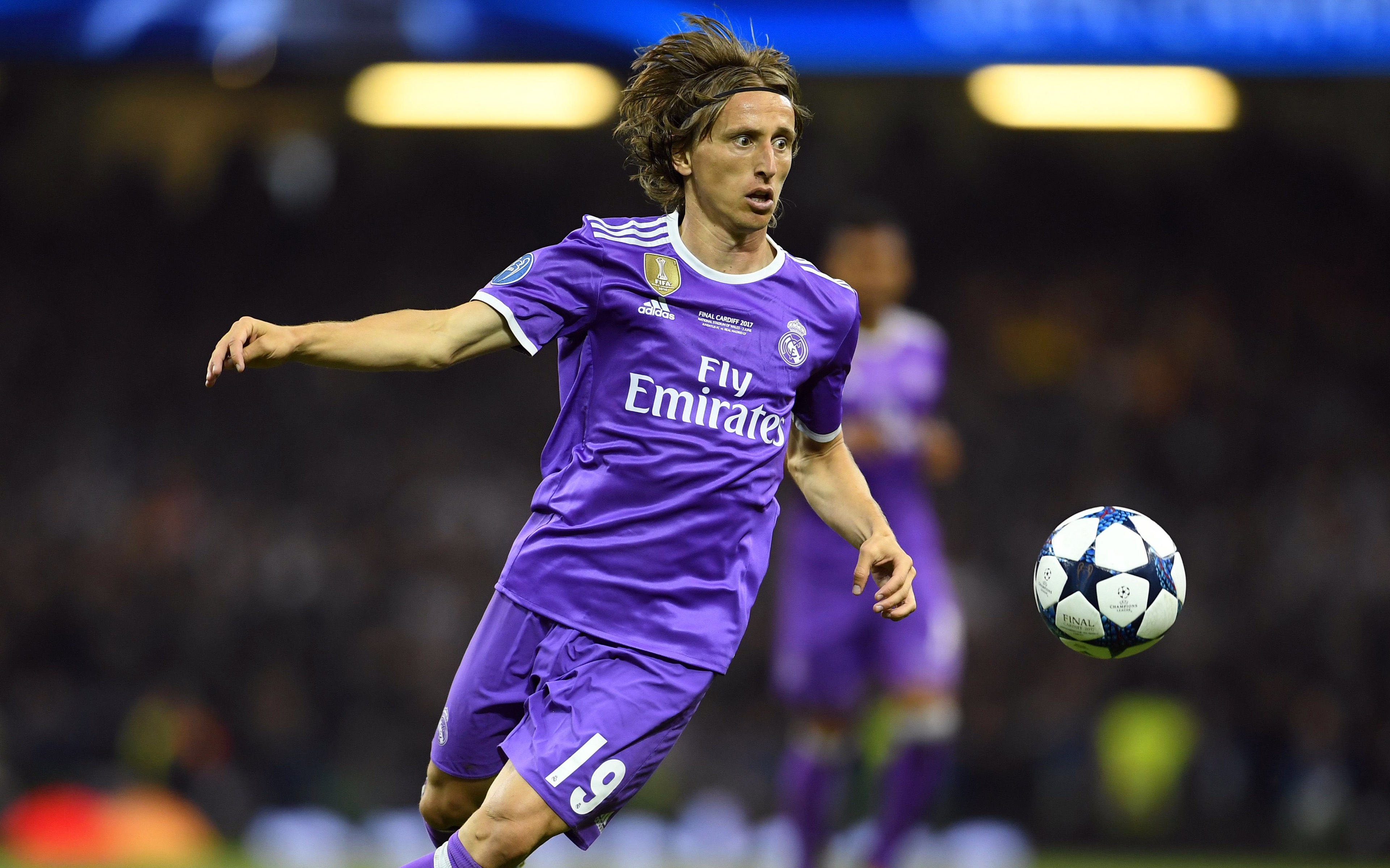 Luka Modrić 4K Gallery HD Wallpaper
