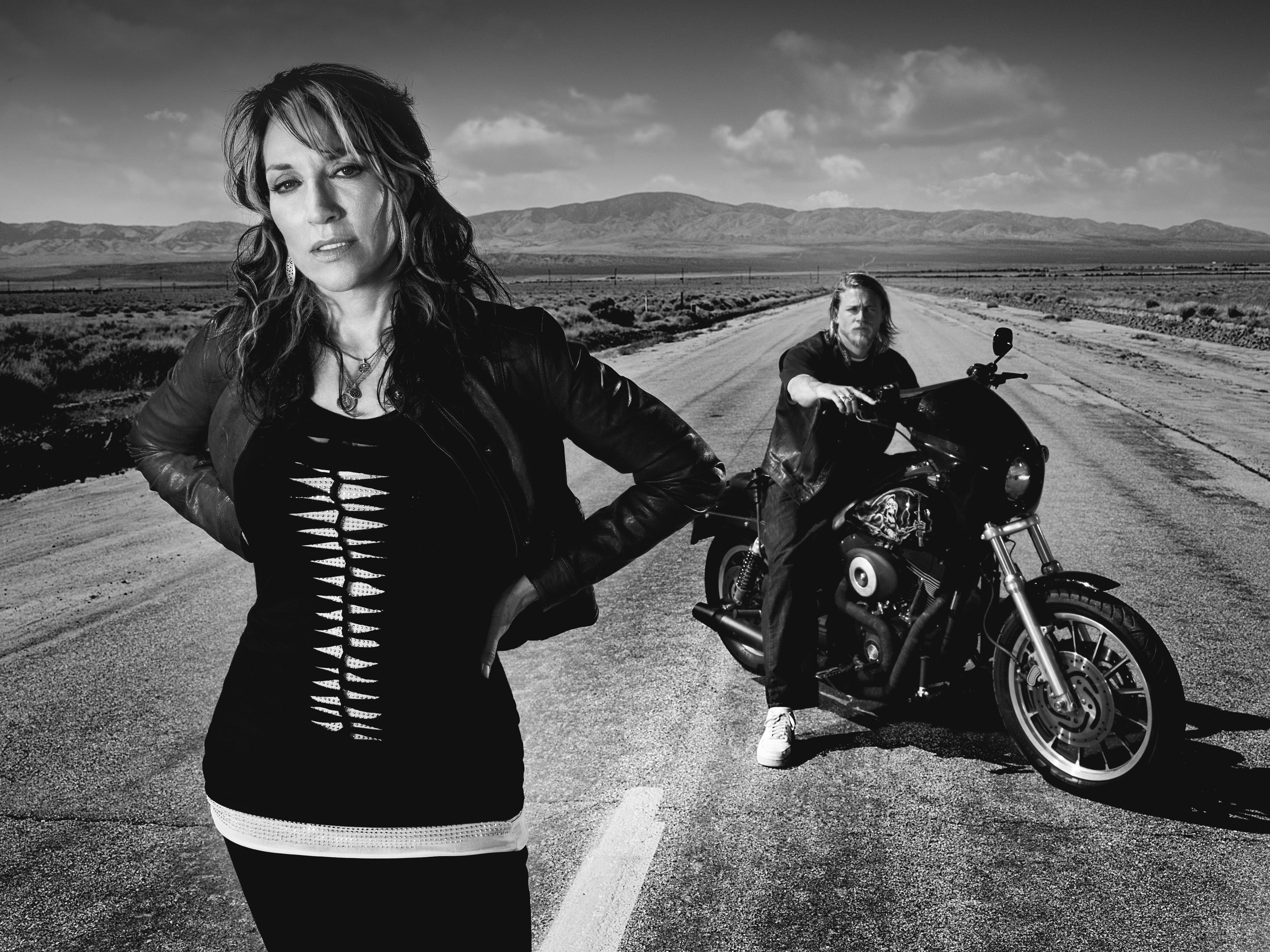 Wallpaper / x, entertainment, sagal, katey, series, hd, Sons Of Anarchy, 4K, sons, monochrome, art, tv, anarchy free download