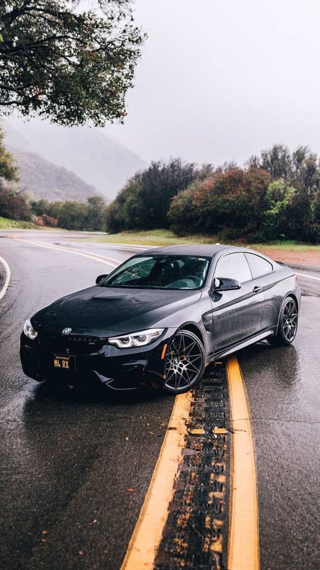 BMW M4 iPhone Wallpaper BMW M4 iPhone Wallpaper