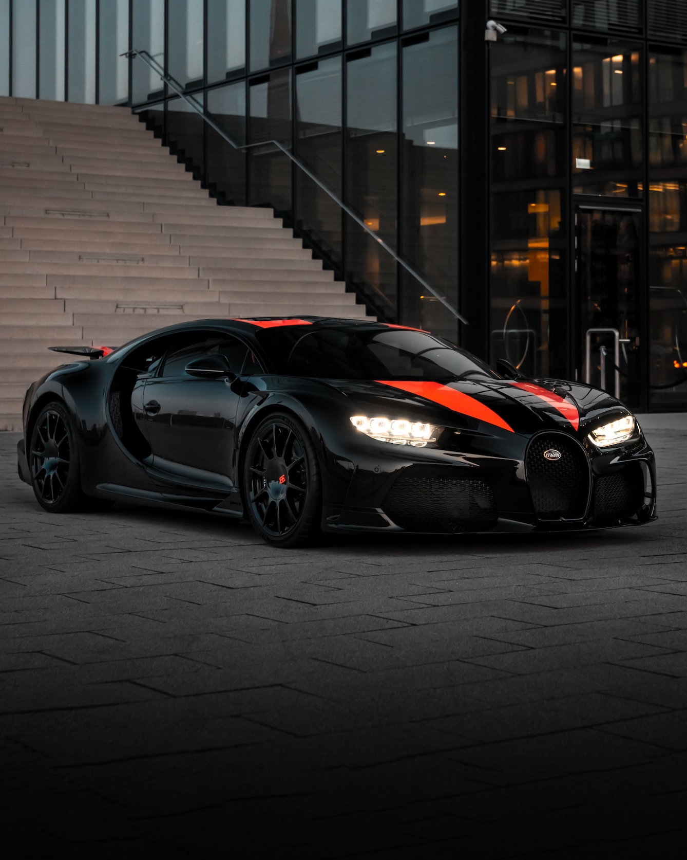 Bugatti dealer partner BUGATTI Duesseldorf has recently delivered a piece of engineering art to one of their customers in the form of the CHIRON Super Sport 300+. #BUGATTI #CHIRONSuperSport300 #
