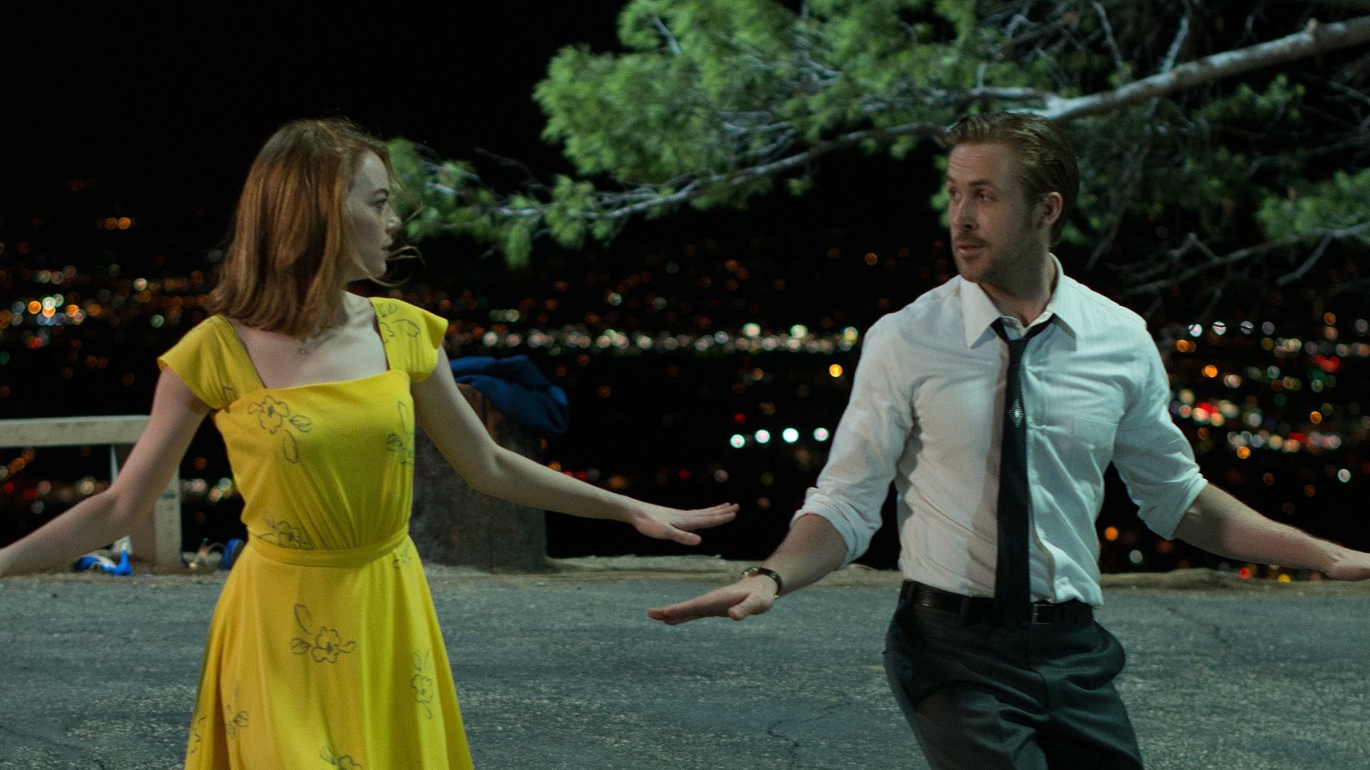 La La Land Movie Review: Overrated Film Criticism vs Praise