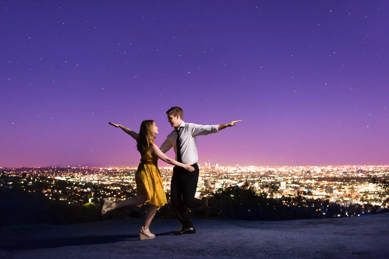 These 'La La Land' Engagement Photo Are As Romantic As the Movie