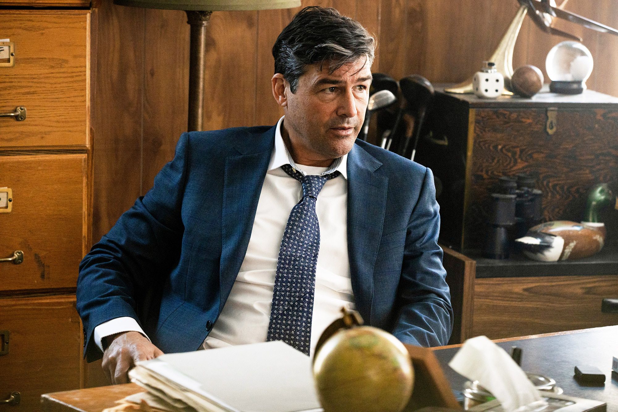 Does Kyle Chandler Die in 'Mayor of Kingstown'? Mitch, Explained