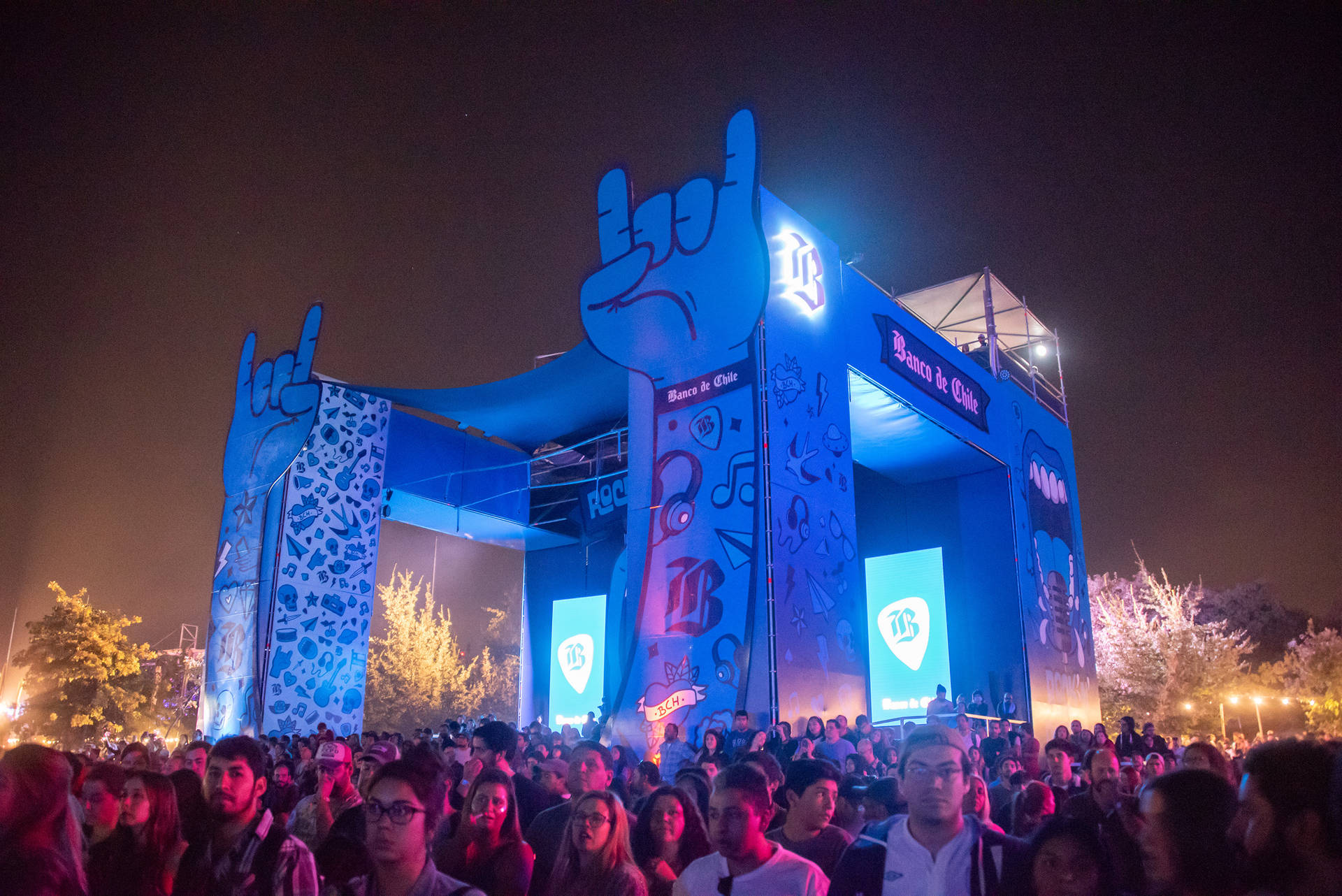 Download Get ready for the best festival of the summer! Wallpaper