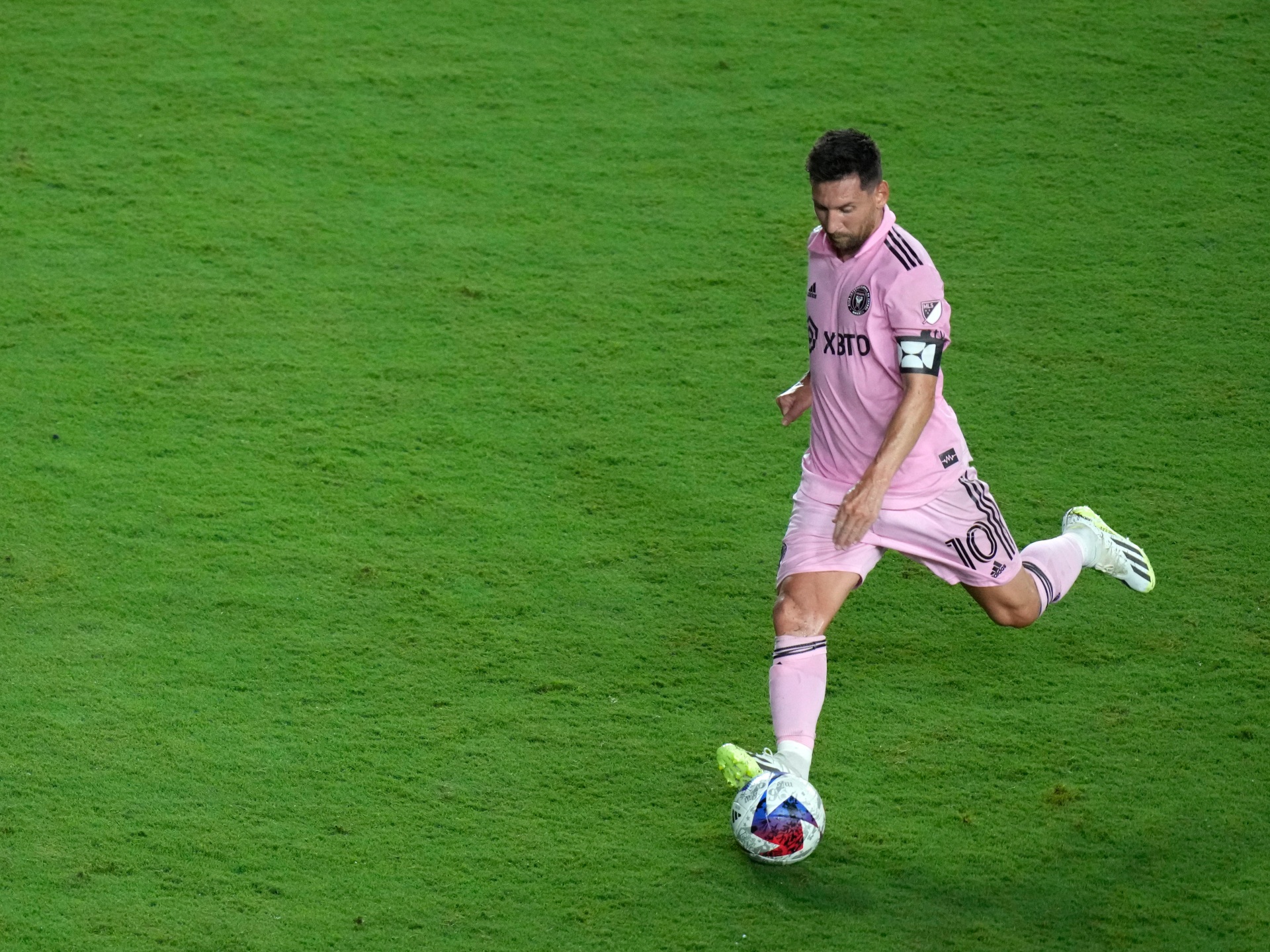 Argentina superstar Lionel Messi nets winner in Inter Miami debut